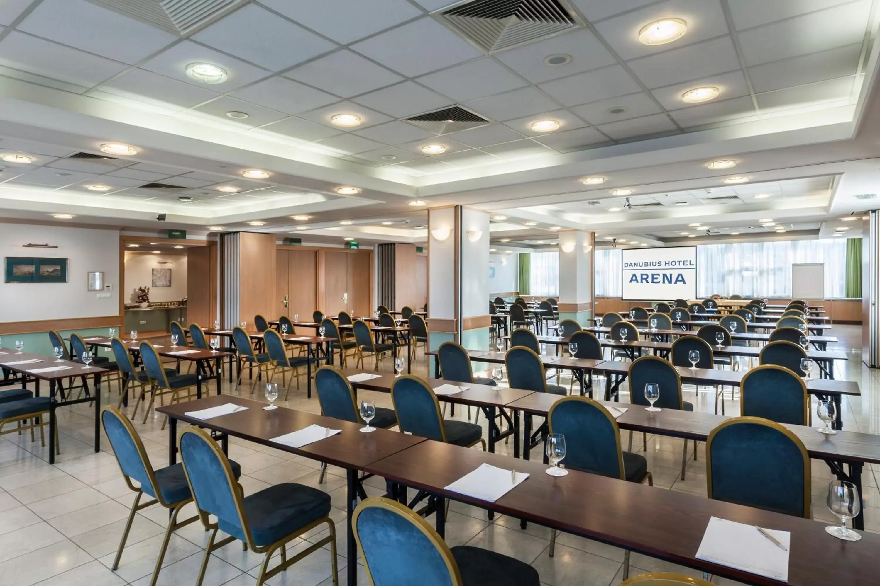 Meeting/conference room in Danubius Hotel Arena