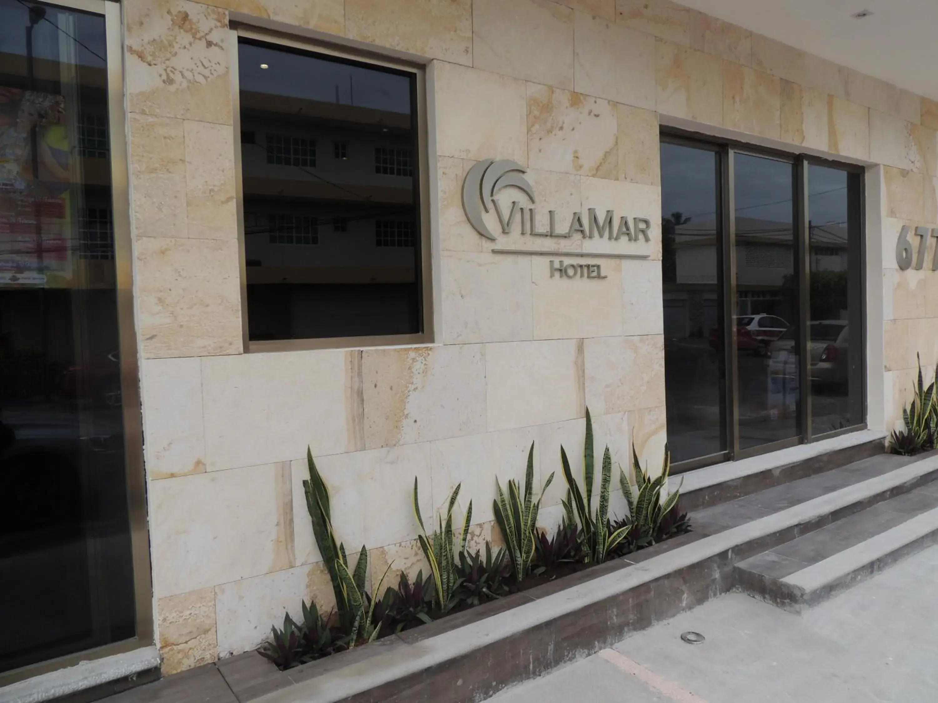 Facade/entrance in Hotel Villamar