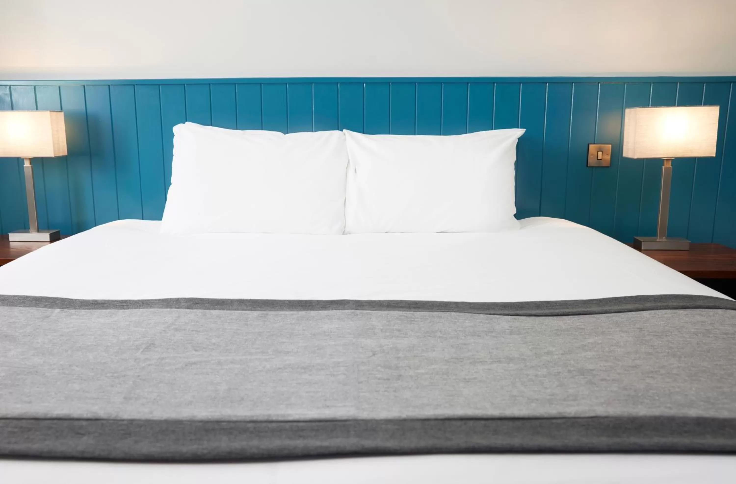 Bed in Highwayman By Greene King Inn