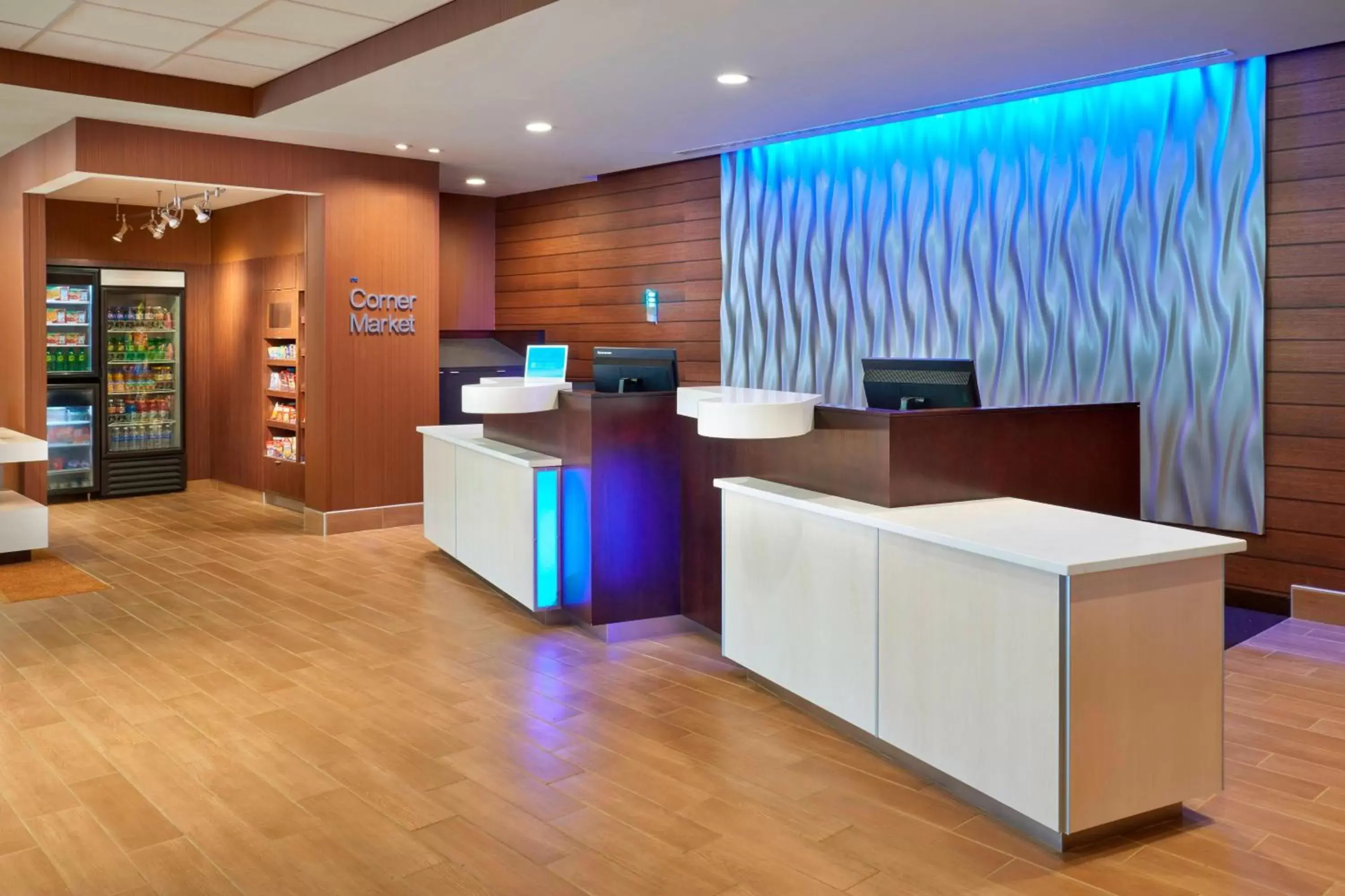 Lobby or reception, Lobby/Reception in Fairfield by Marriott Niagara Falls