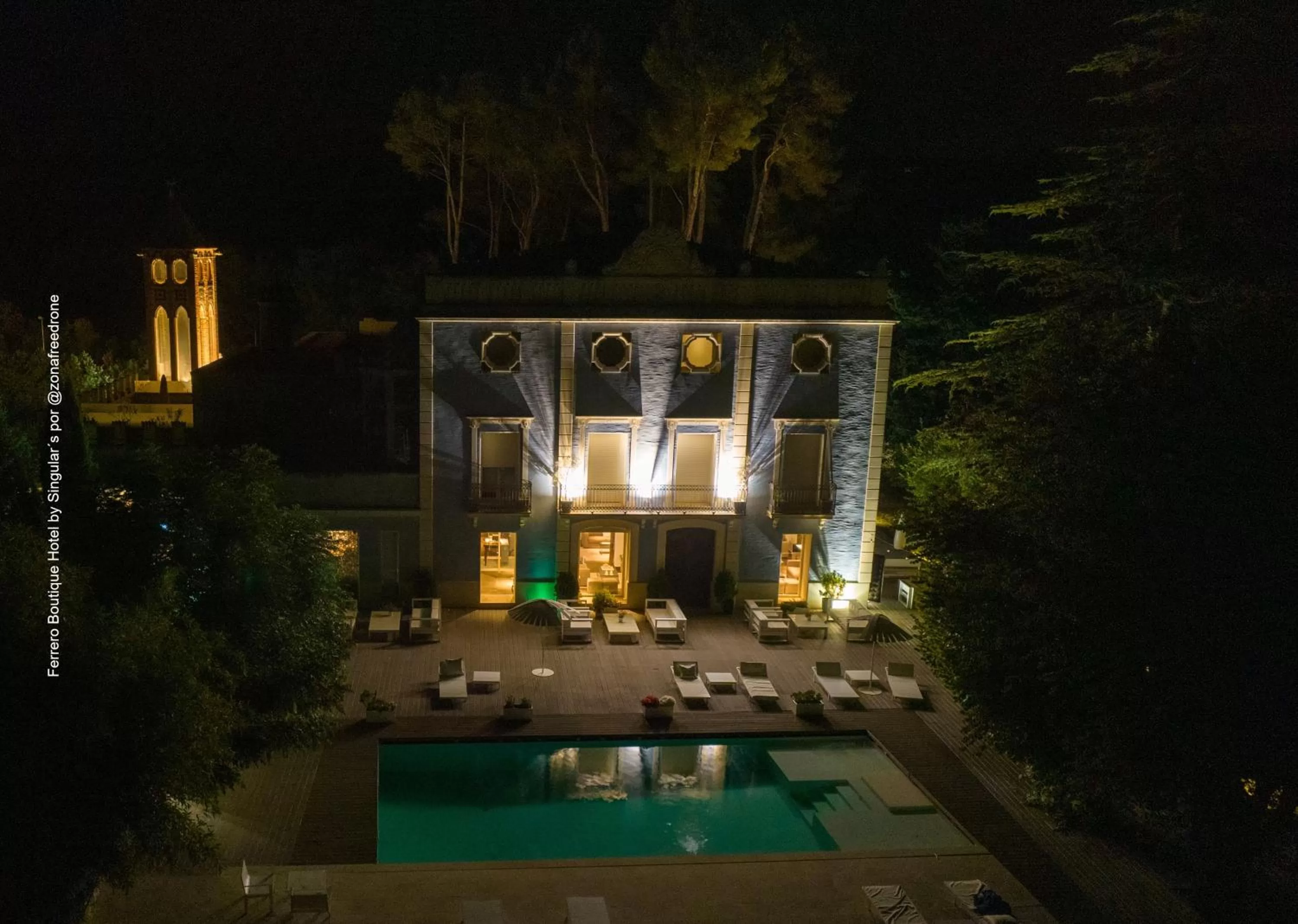 Property building, Swimming Pool in Hotel Ferrero - Singular's Hotels