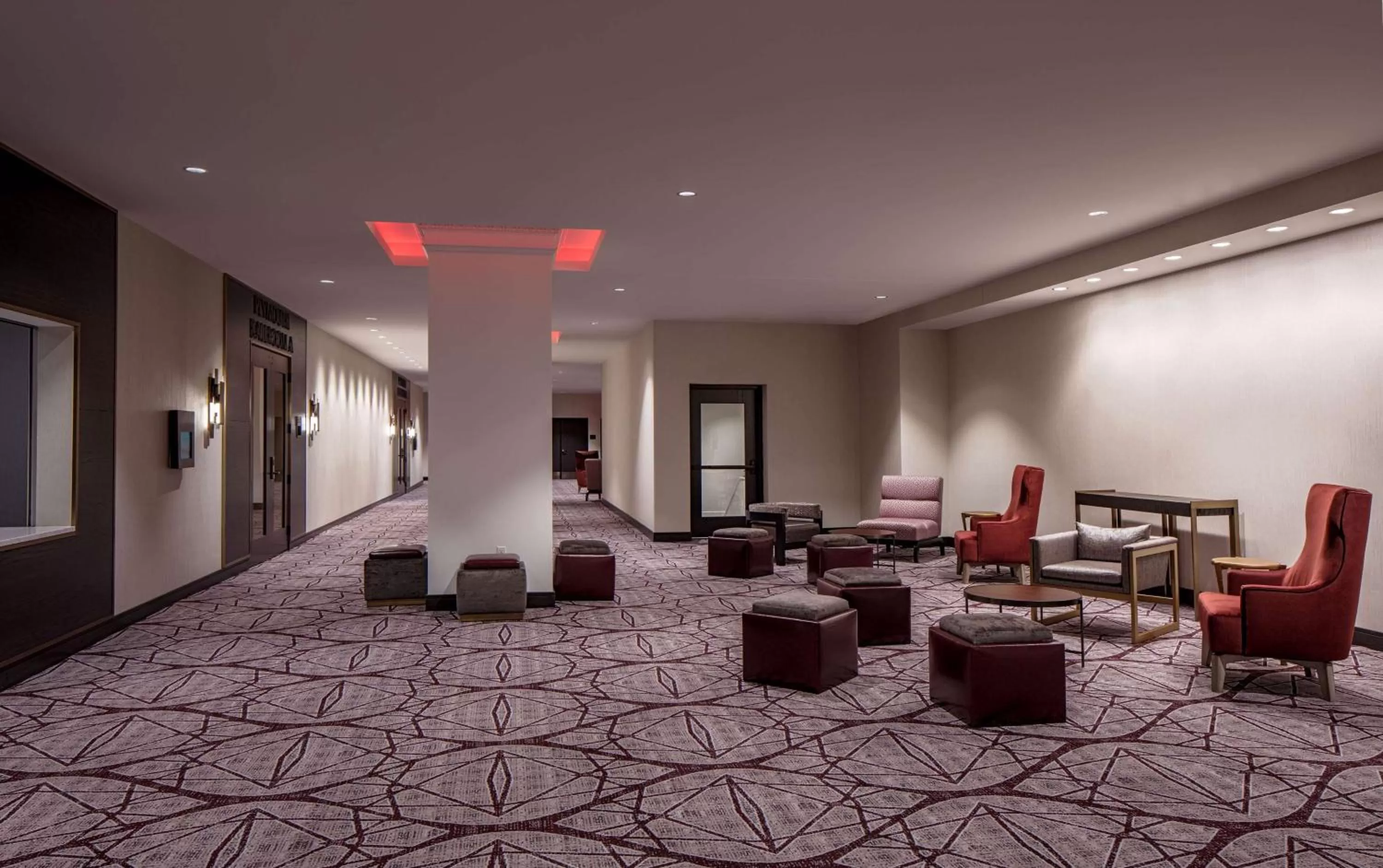 Meeting/conference room in Embassy Suites By Hilton Minneapolis Downtown Hotel