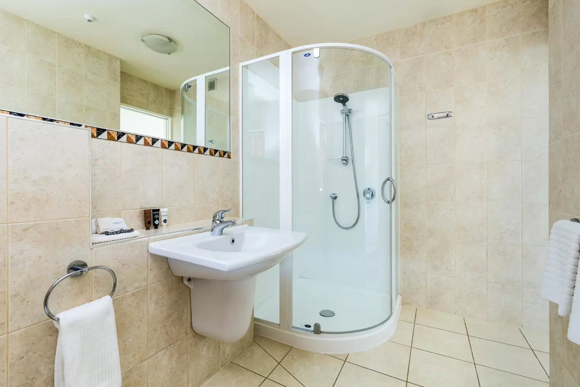 Bathroom in Pebble Beach Motor Inn