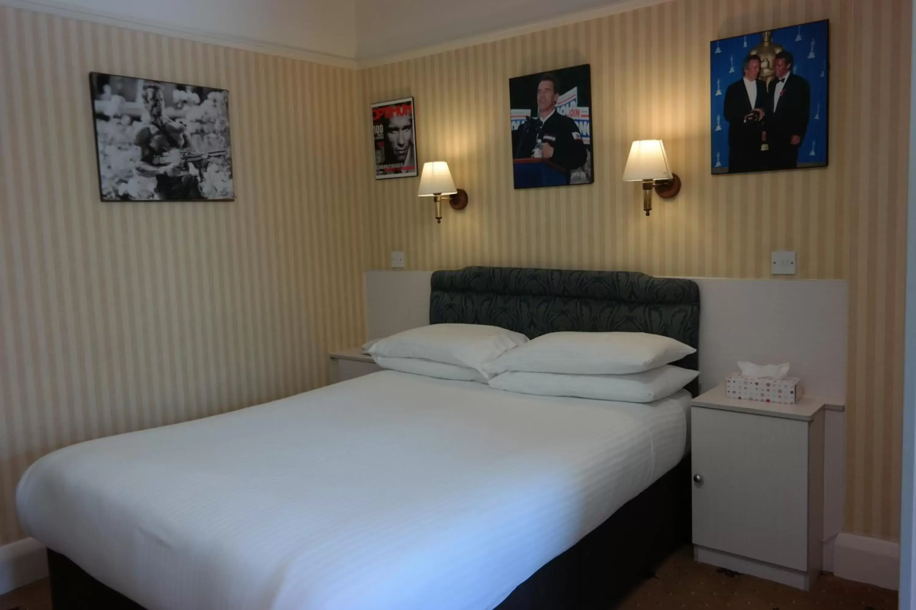 Bedroom, Bed in Hotel Celebrity