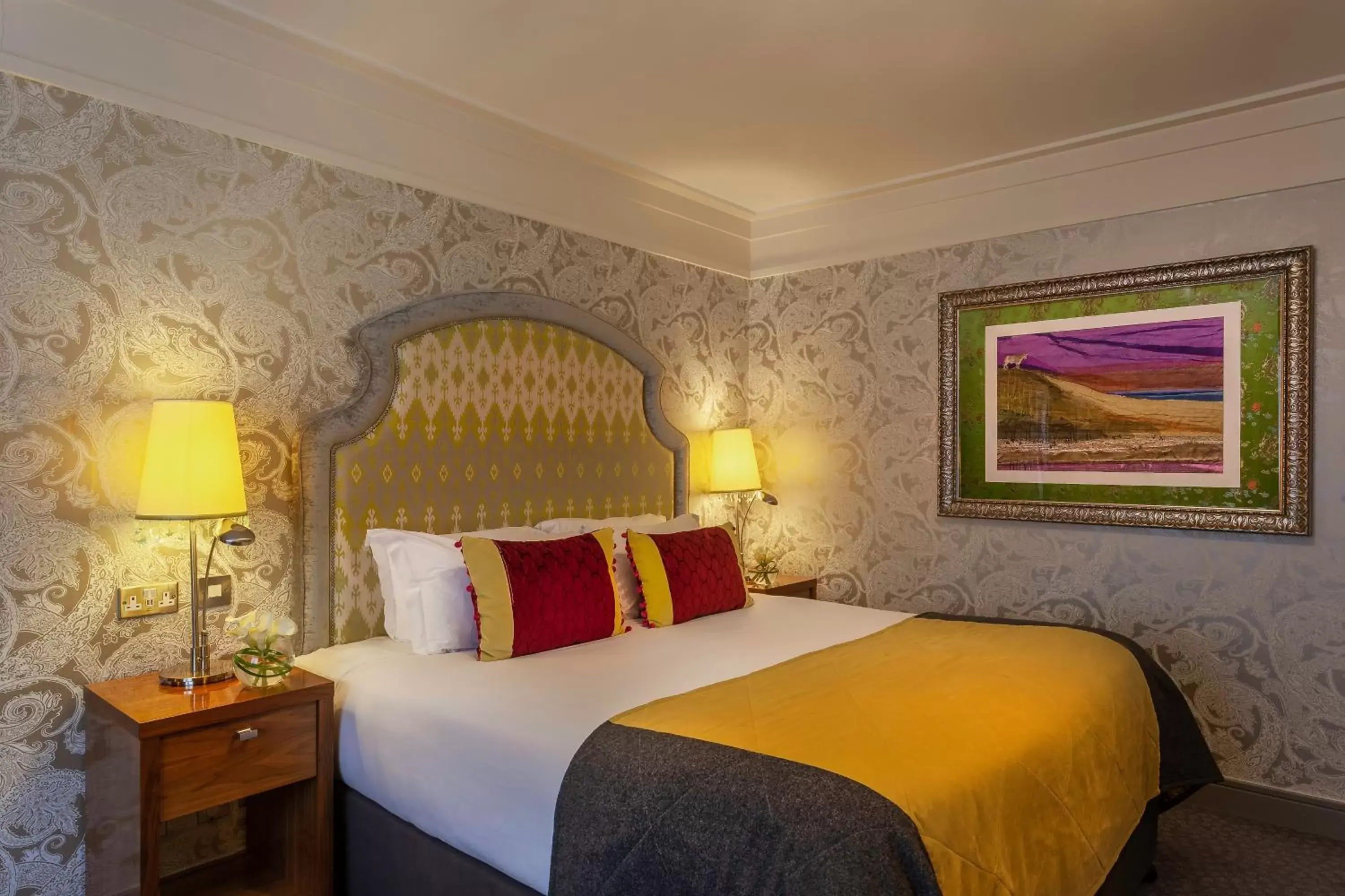 Bedroom, Bed in Clontarf Castle Hotel