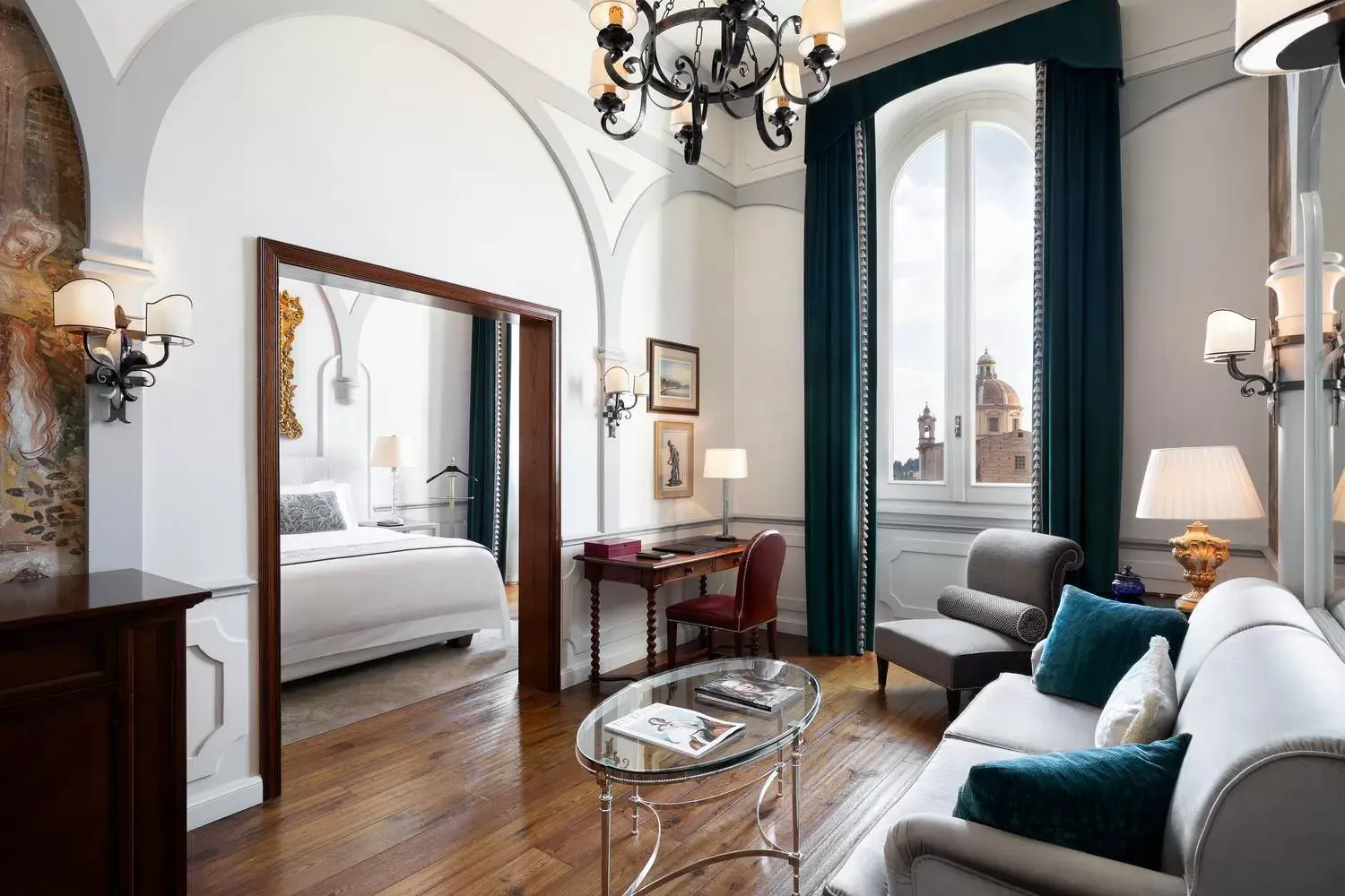 Bedroom, Seating Area in The St. Regis Florence