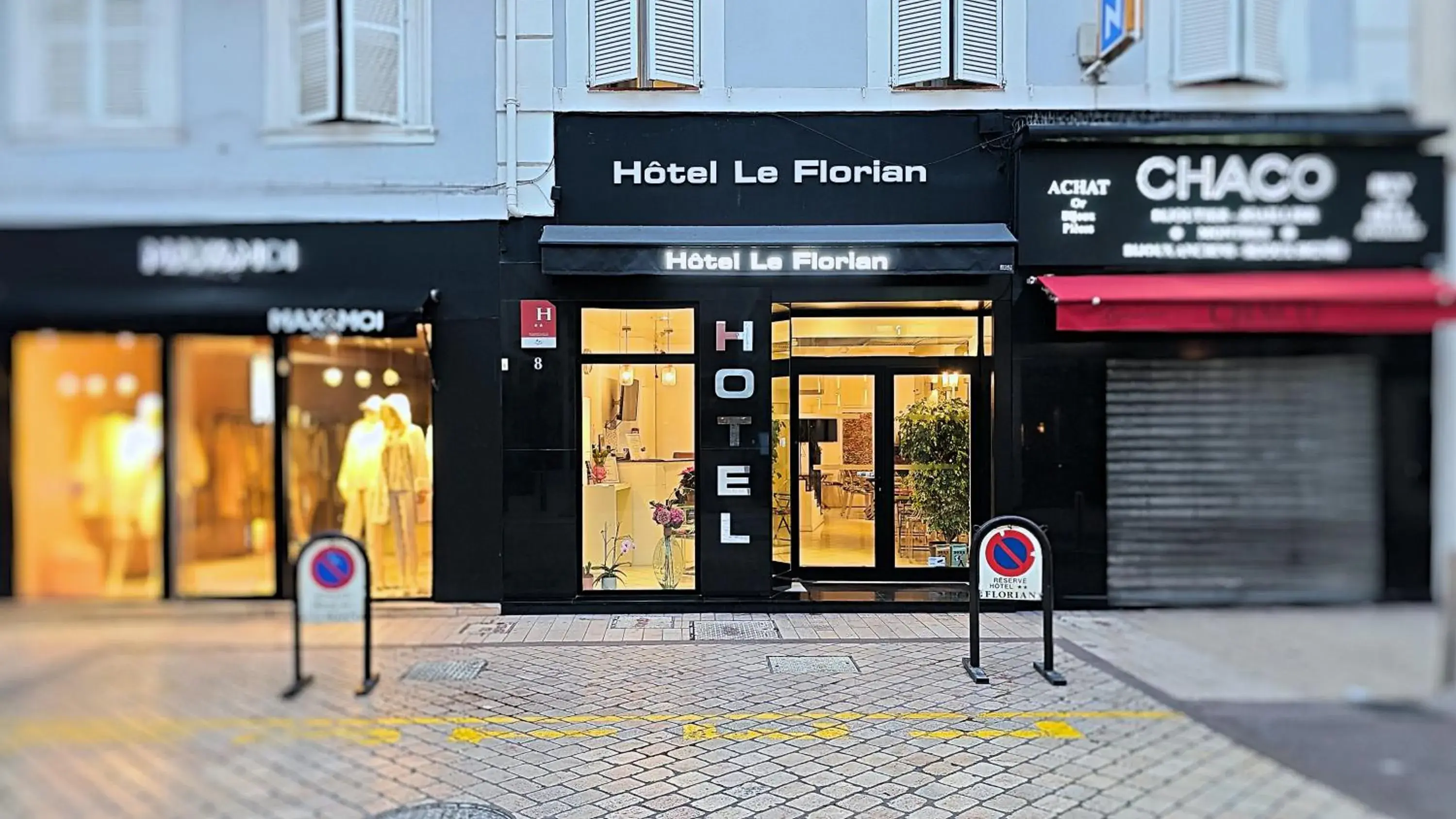 Facade/entrance in Hotel Le Florian