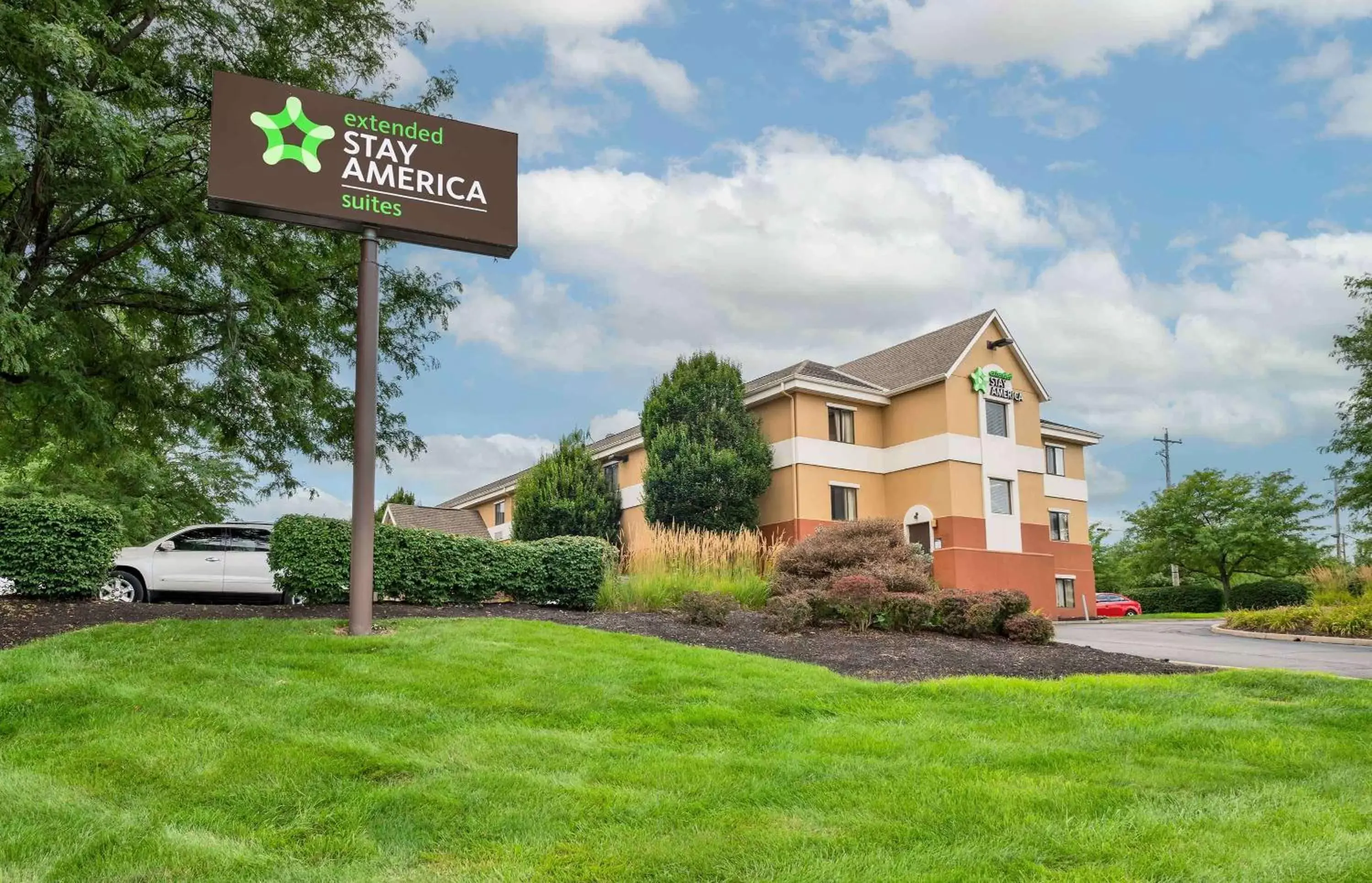 Property Building in Extended Stay America Suites - Cincinnati - Fairfield