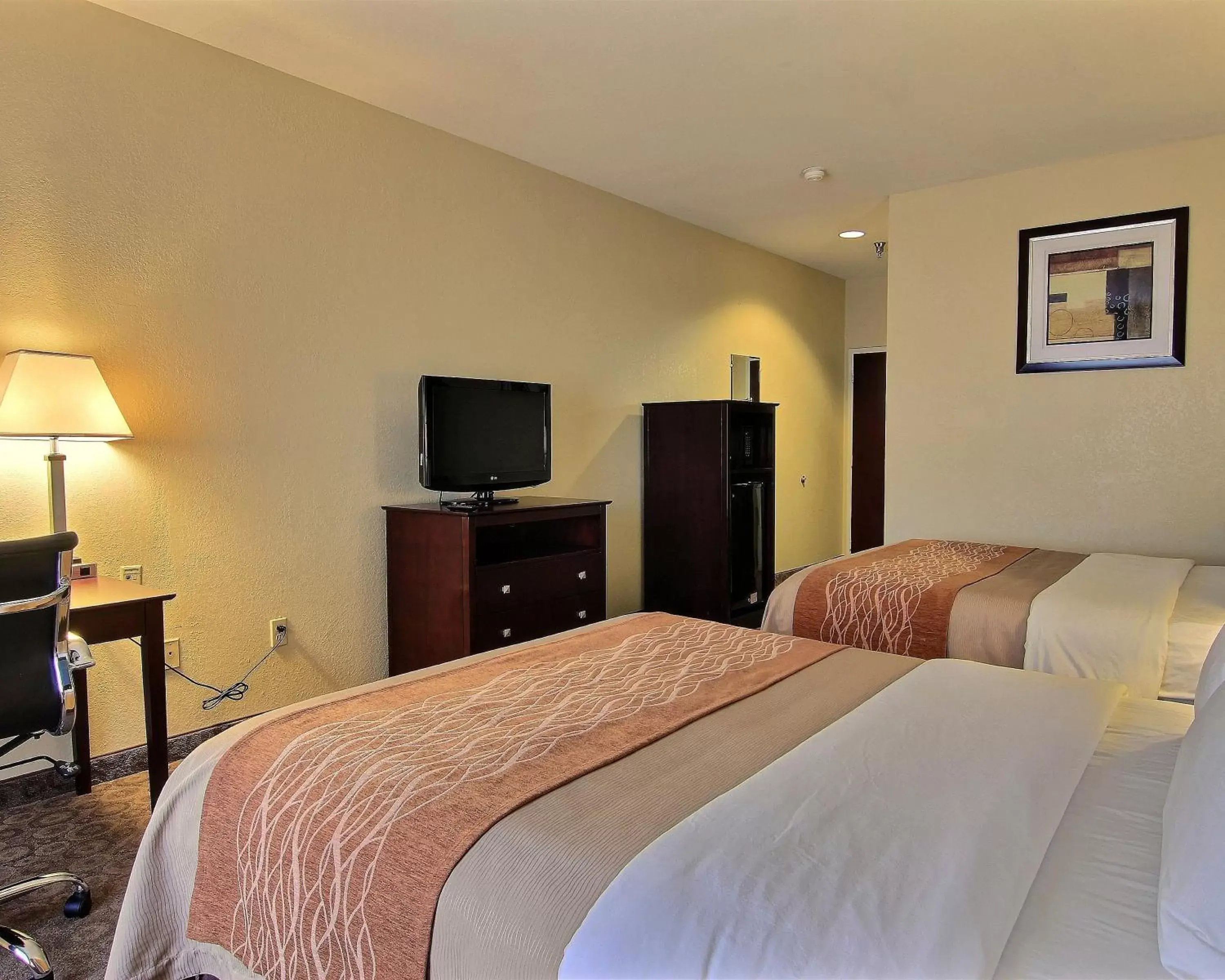 Queen Room with Two Queen Beds - Non-Smoking in Quality Inn Ingleside - Corpus Christi