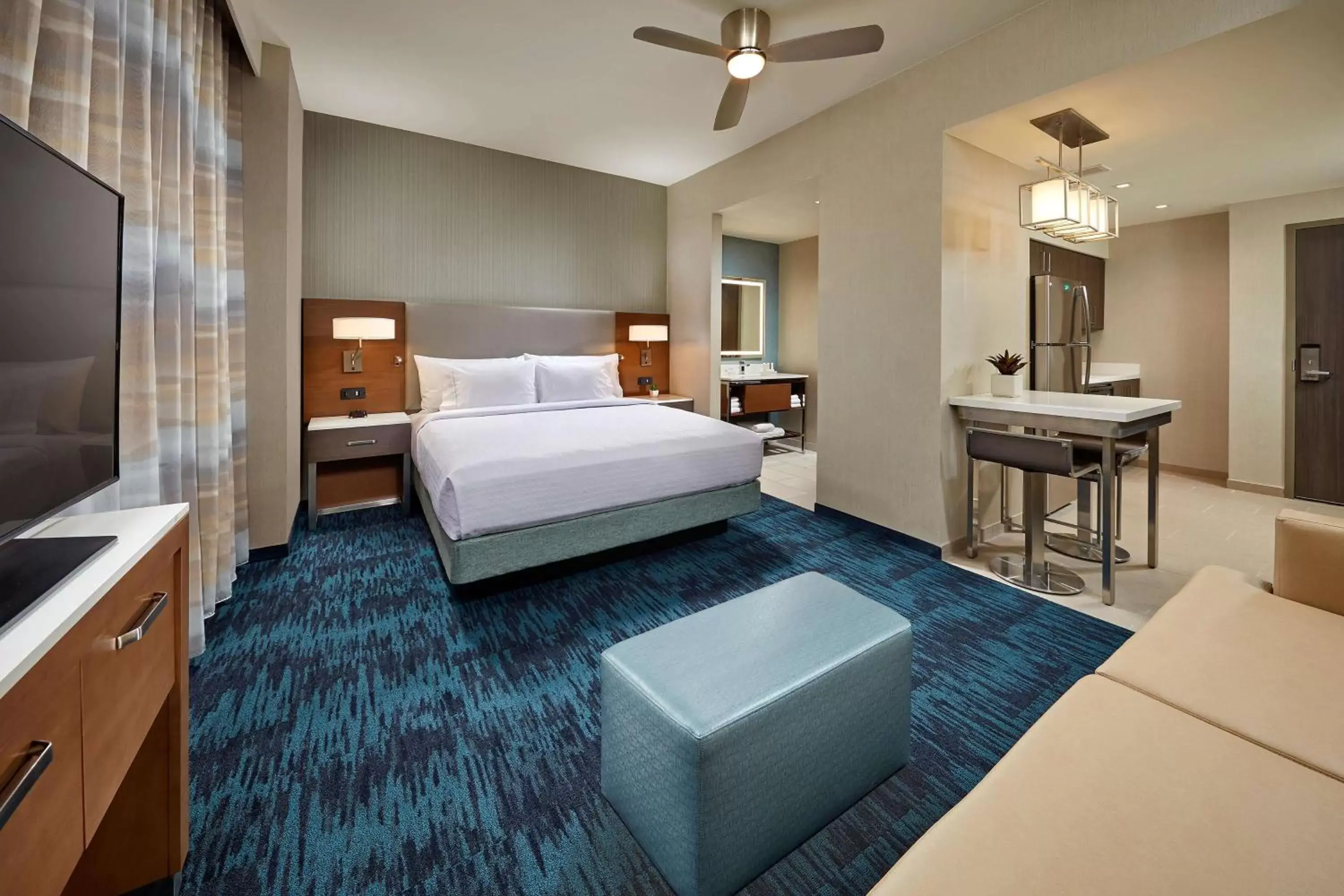 Bedroom, Bed in Homewood Suites by Hilton San Diego Hotel Circle/SeaWorld Area