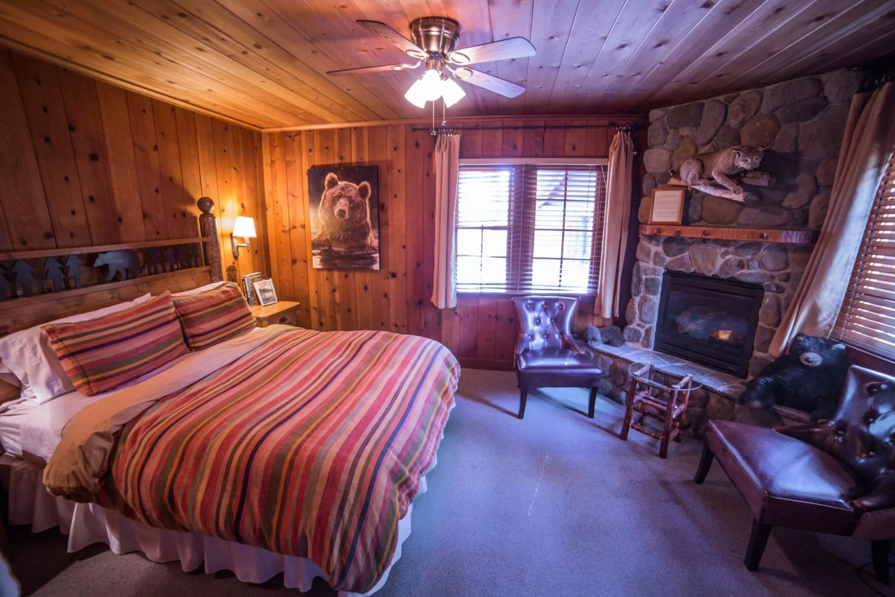 Photo of the whole room in Cottage Inn At Lake Tahoe