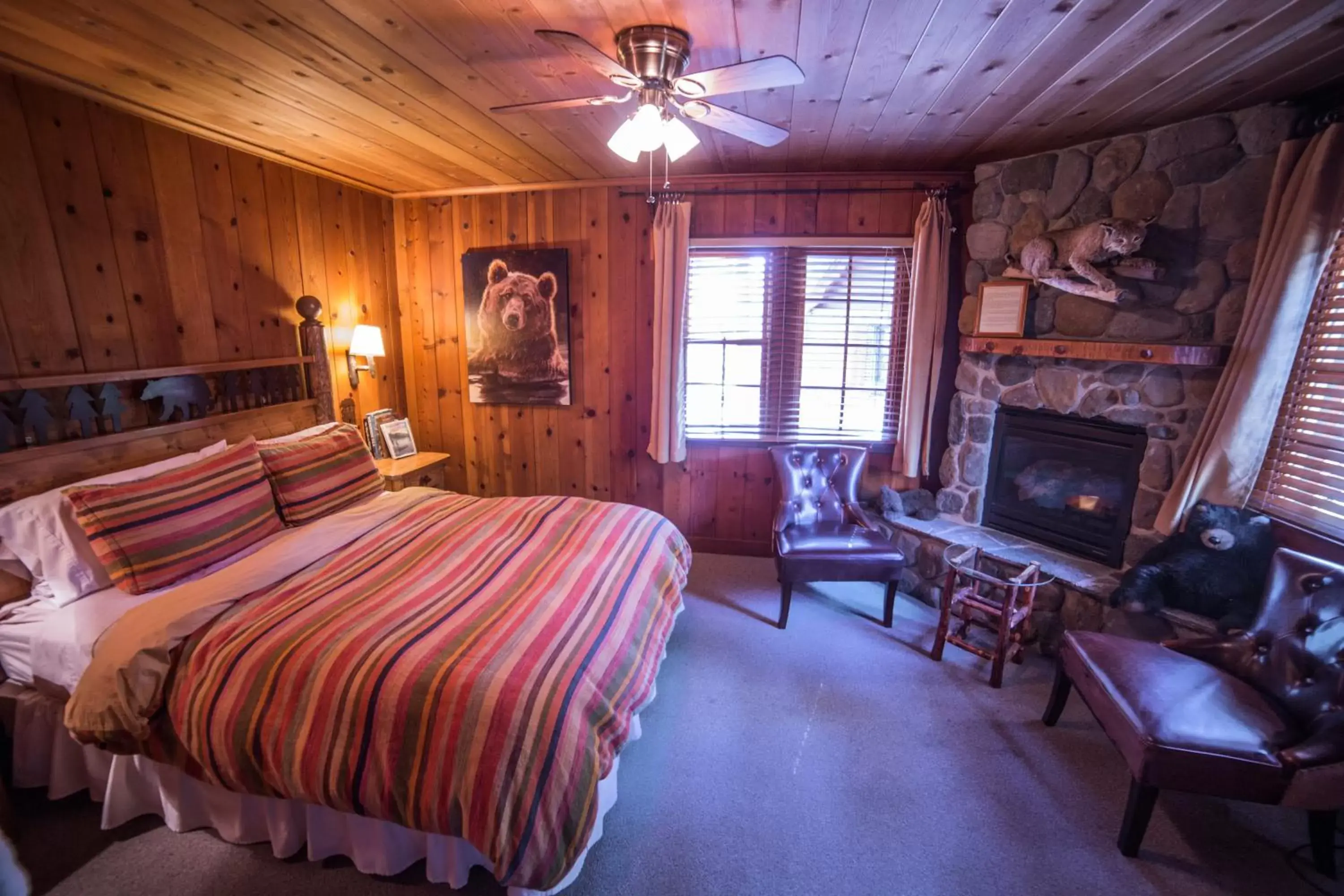 Photo of the whole room in Cottage Inn At Lake Tahoe