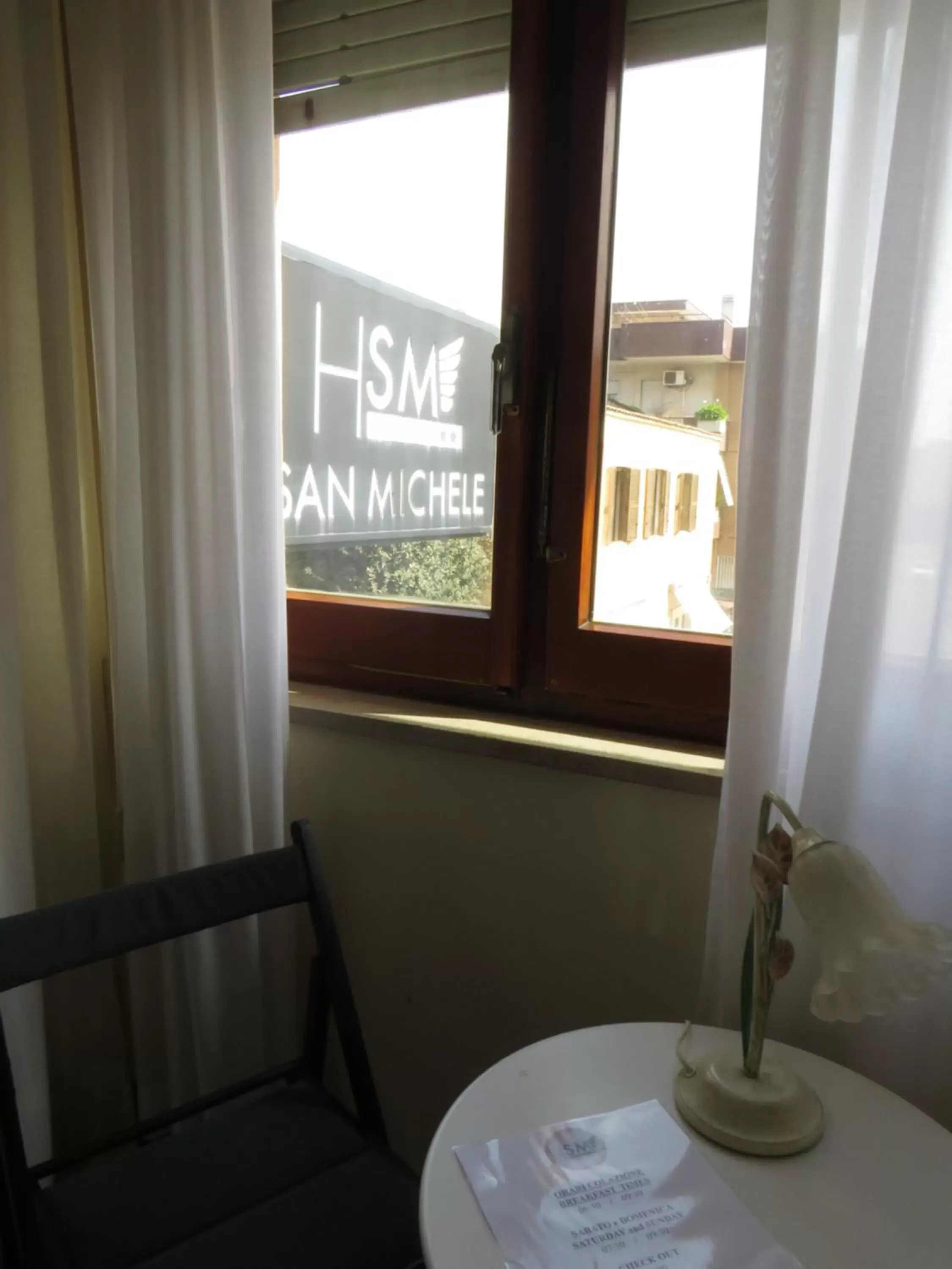 Text overlay in Hotel San Michele