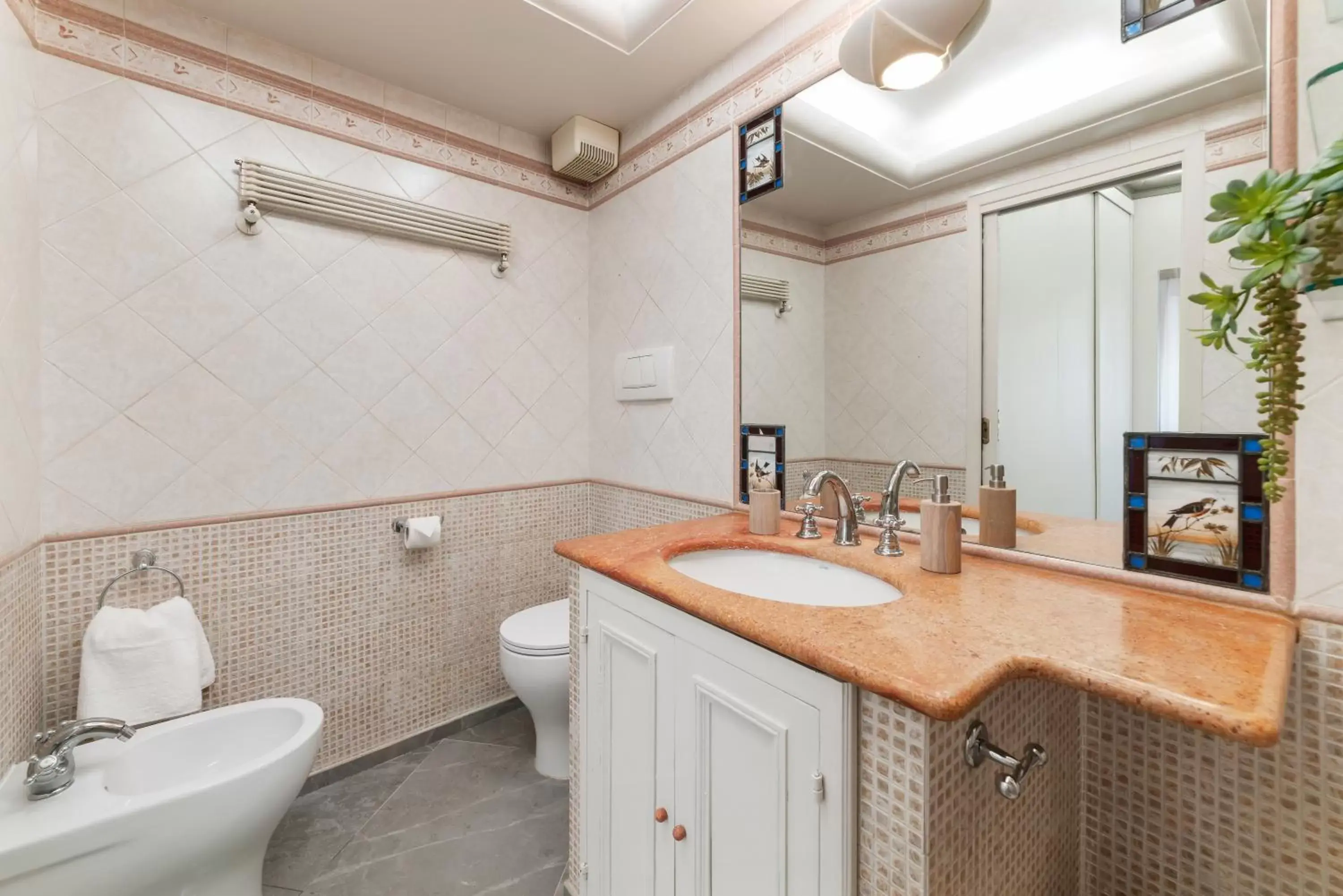 Bathroom in BMGA l ViaPaola43 Palace