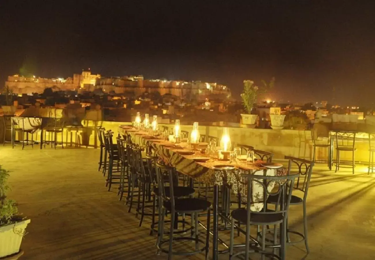 Restaurant/Places to Eat in Hotel Lal Garh Fort And Palace