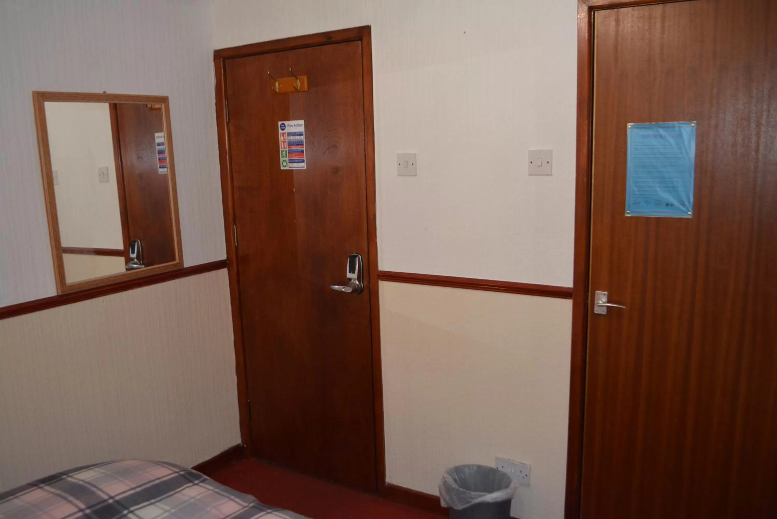 Bed in BLACKPOOL MERCY Inn HOTEL