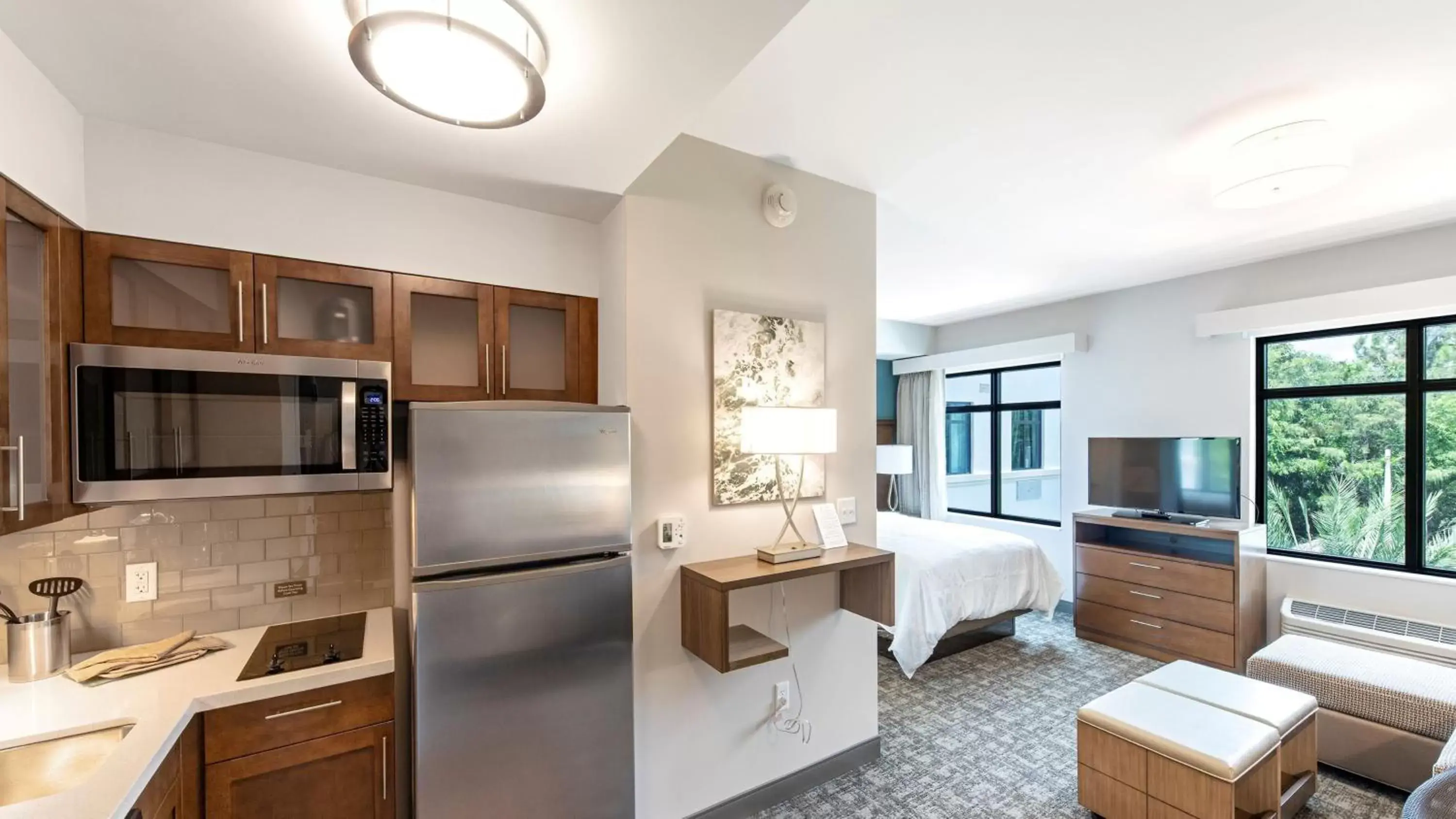 Photo of the whole room, Kitchen/Kitchenette in Staybridge Suites - Naples - Marco Island, an IHG Hotel