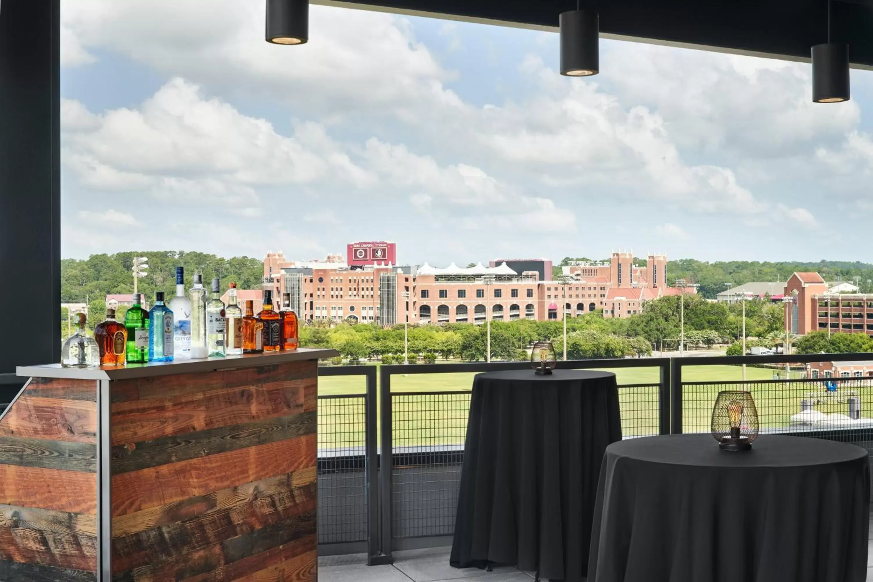 Property building in Hotel Indigo Tallahassee - Collegetown by IHG Property building in Hotel Indigo Tallahassee - Collegetown by IHG