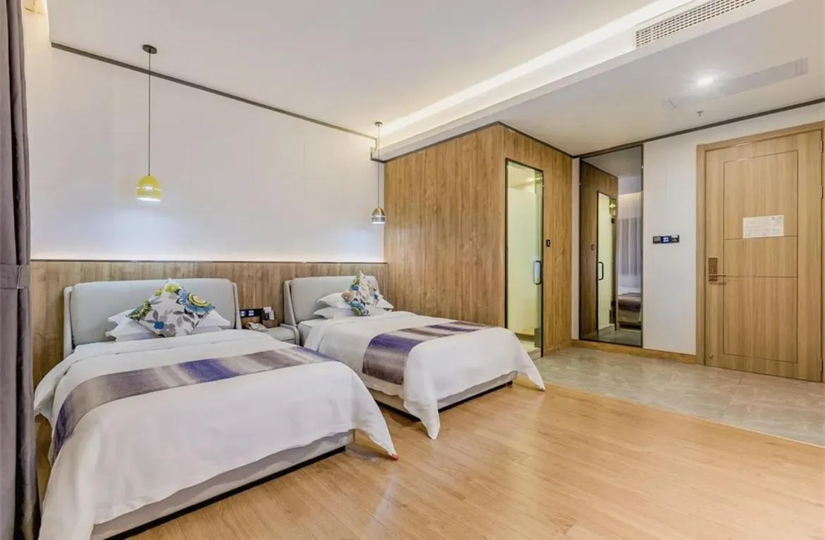 Bedroom in Guangzhou Nuomo International Hotel-Canton Fair Free Shuttle Bus