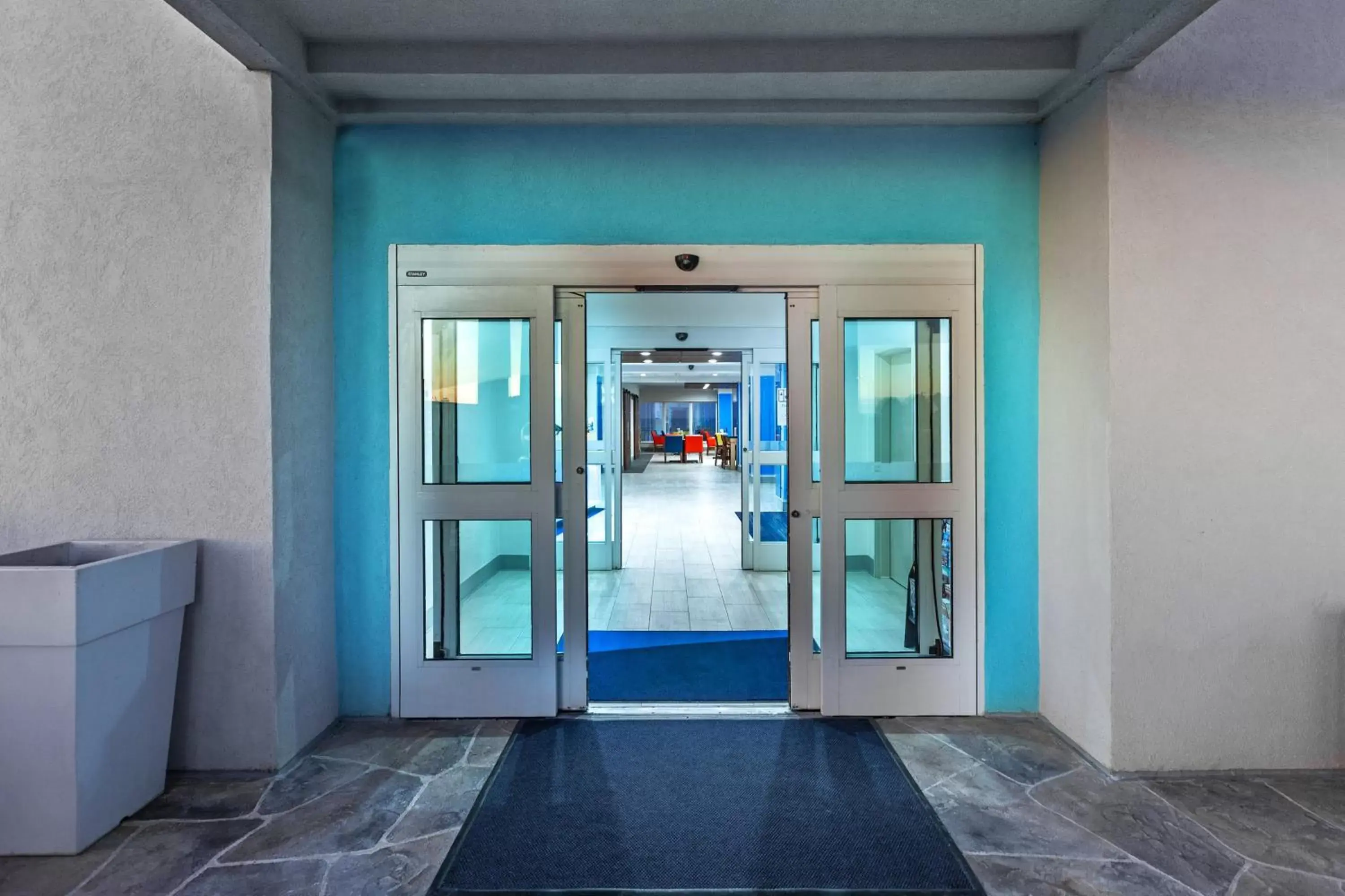 Property building in Holiday Inn Express Port Lavaca by IHG Property building in Holiday Inn Express Port Lavaca by IHG