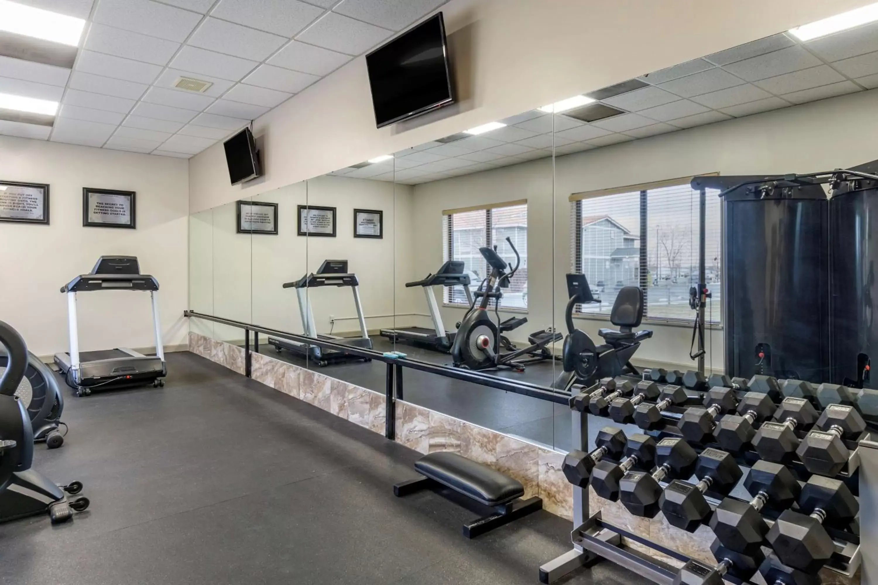 Activities, Fitness Center/Facilities in Best Western PLUS Lake Front Hotel