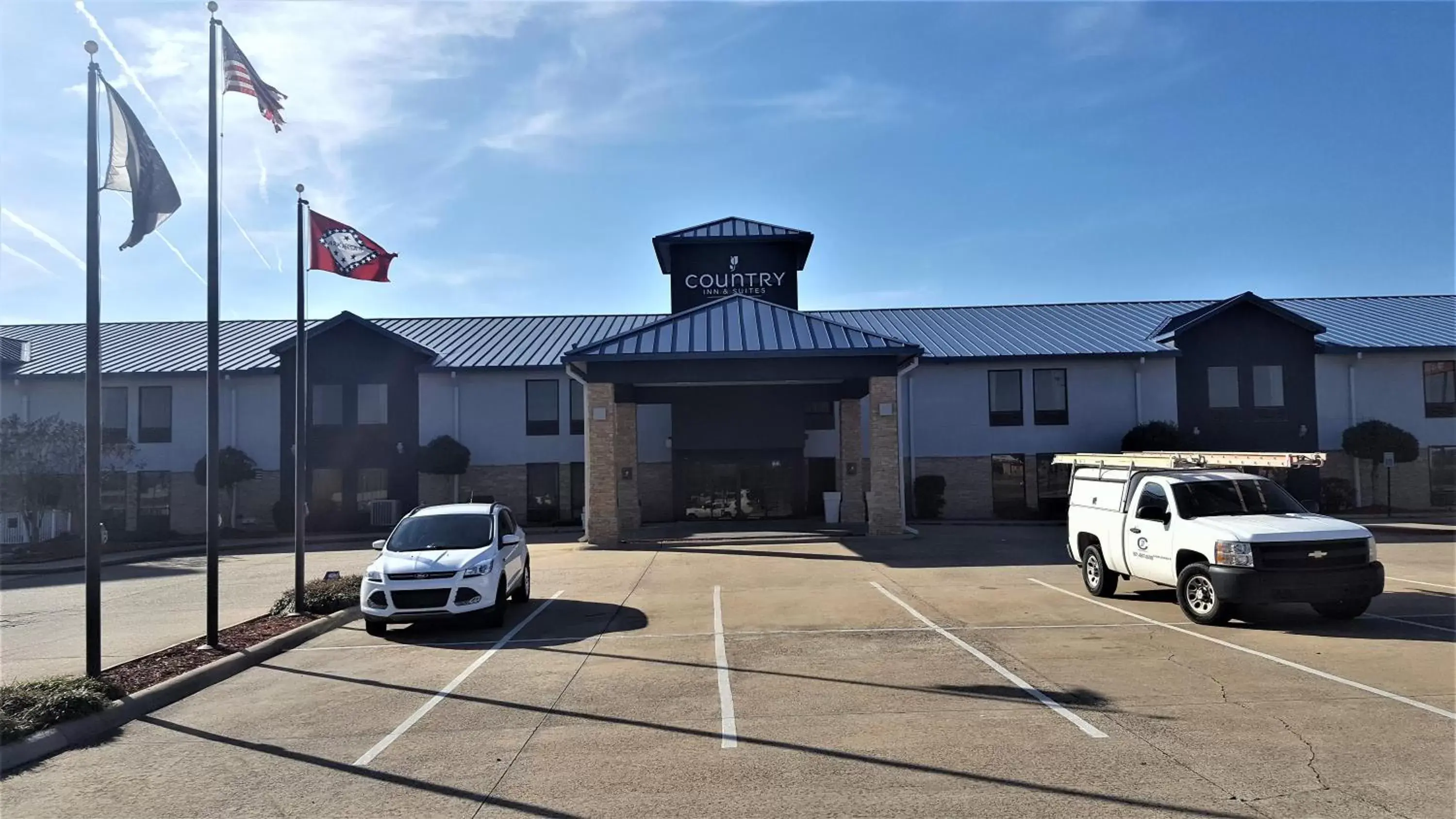 Property Building in Country Inn & Suites by Radisson, Bryant (Little Rock), AR
