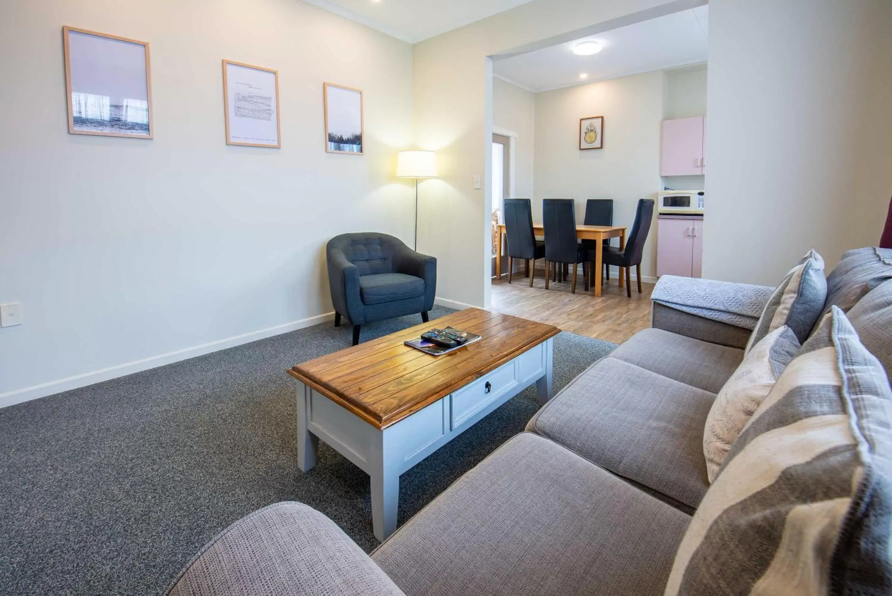 Seating Area in Tower Lodge Motel