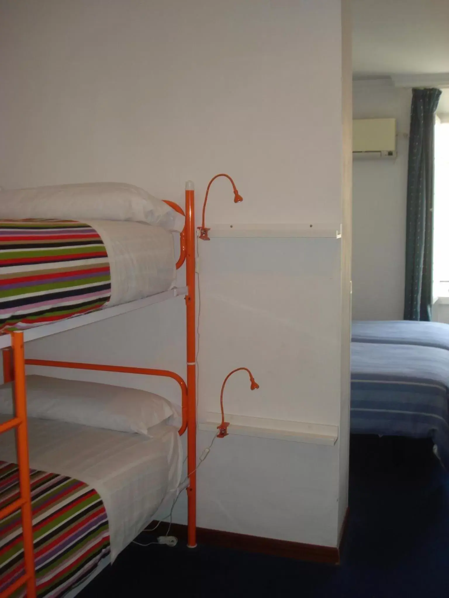 Bed, Bunk Bed in Ronda Hotel Polo