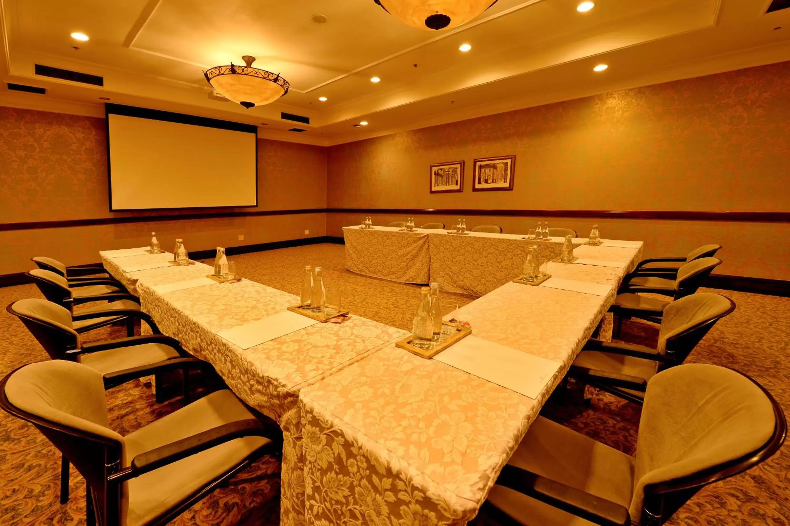 Meeting/conference room in Palazzo Hotel