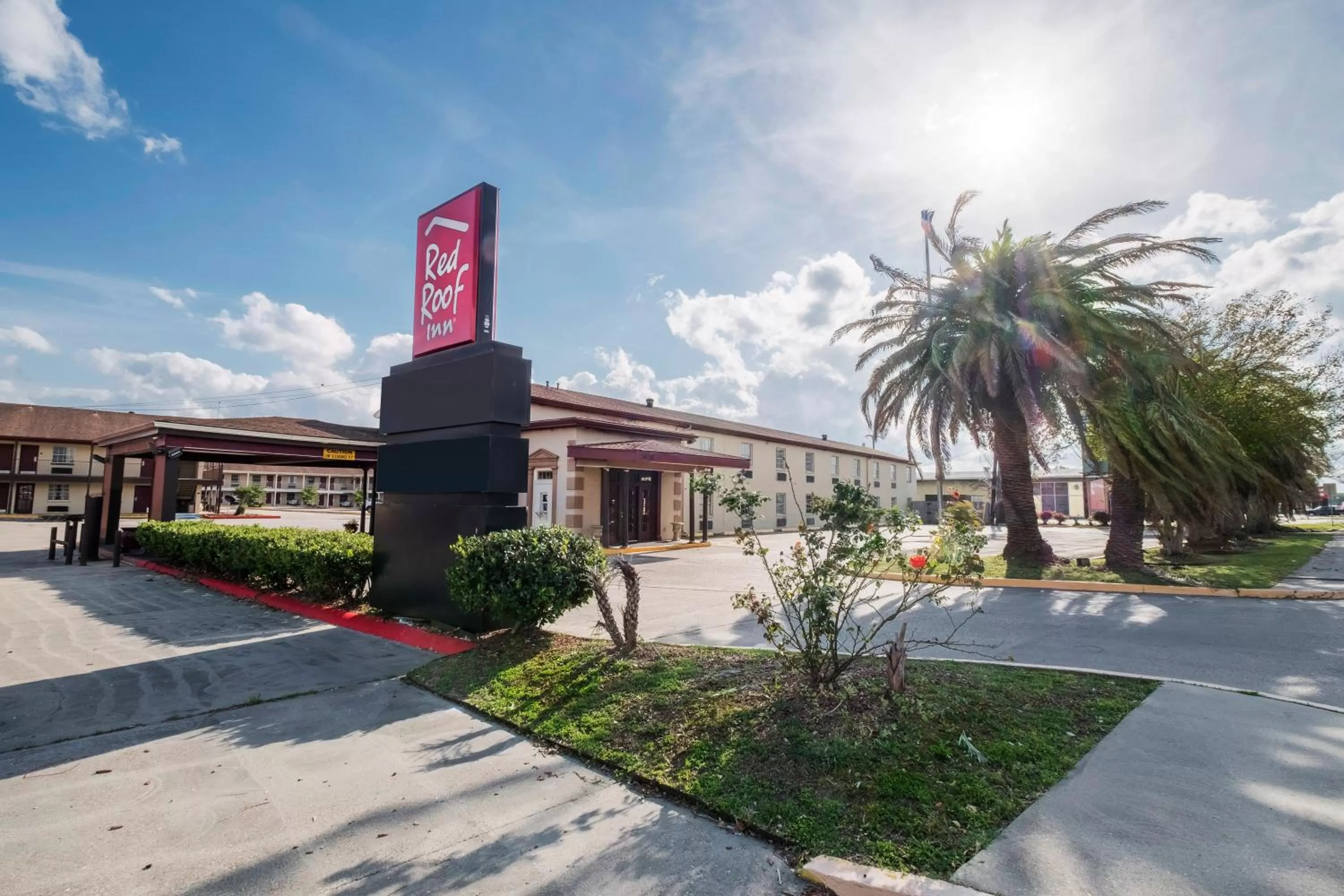 Property building in Red Roof Inn Morgan City