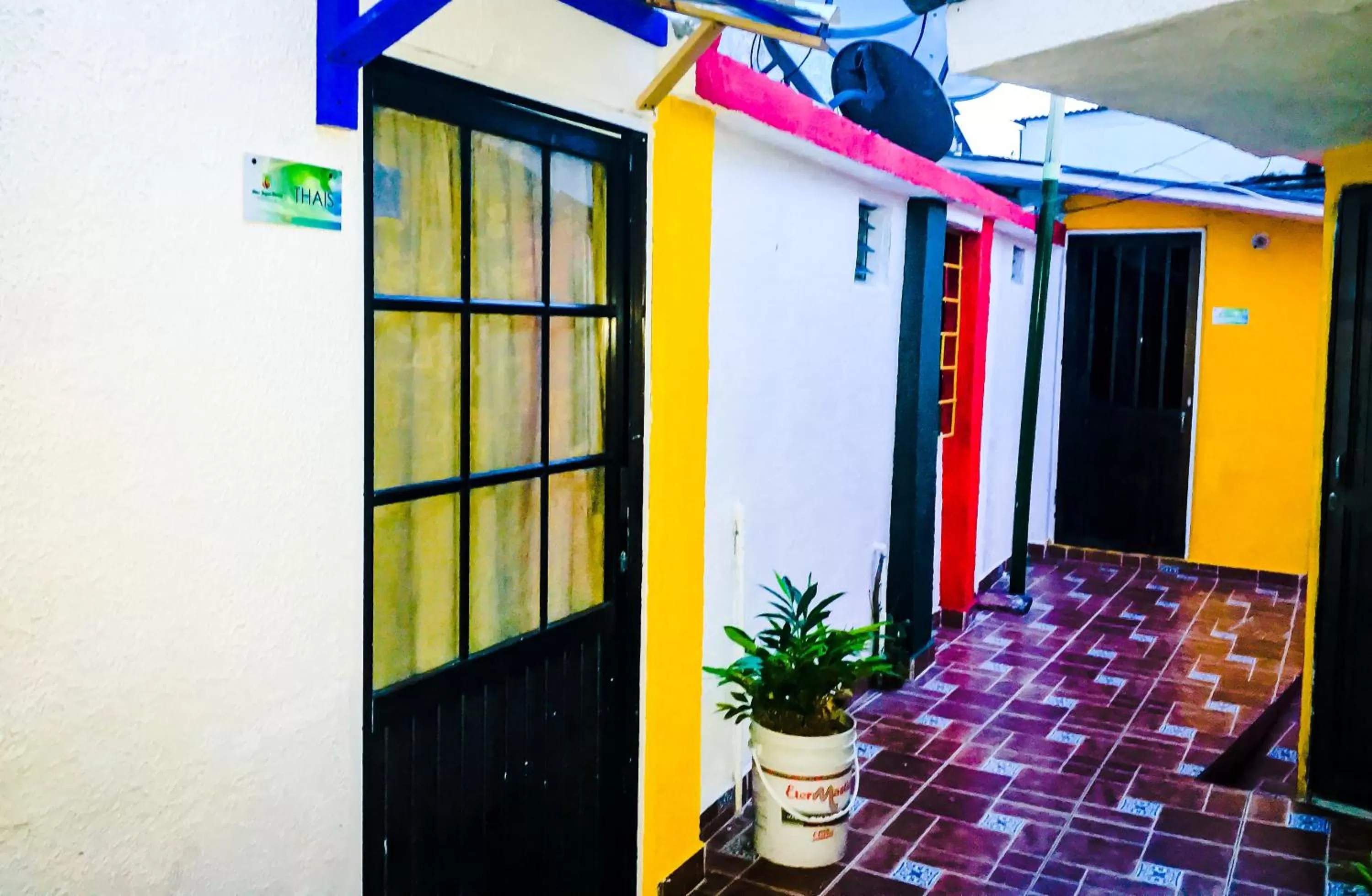 Posada Miss Joyce House