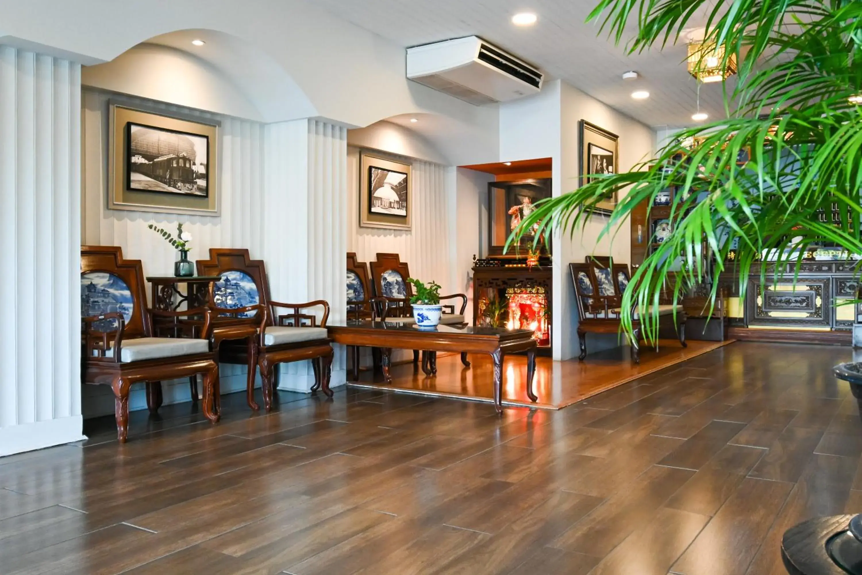 Lobby or reception in The Krungkasem Srikrung Hotel