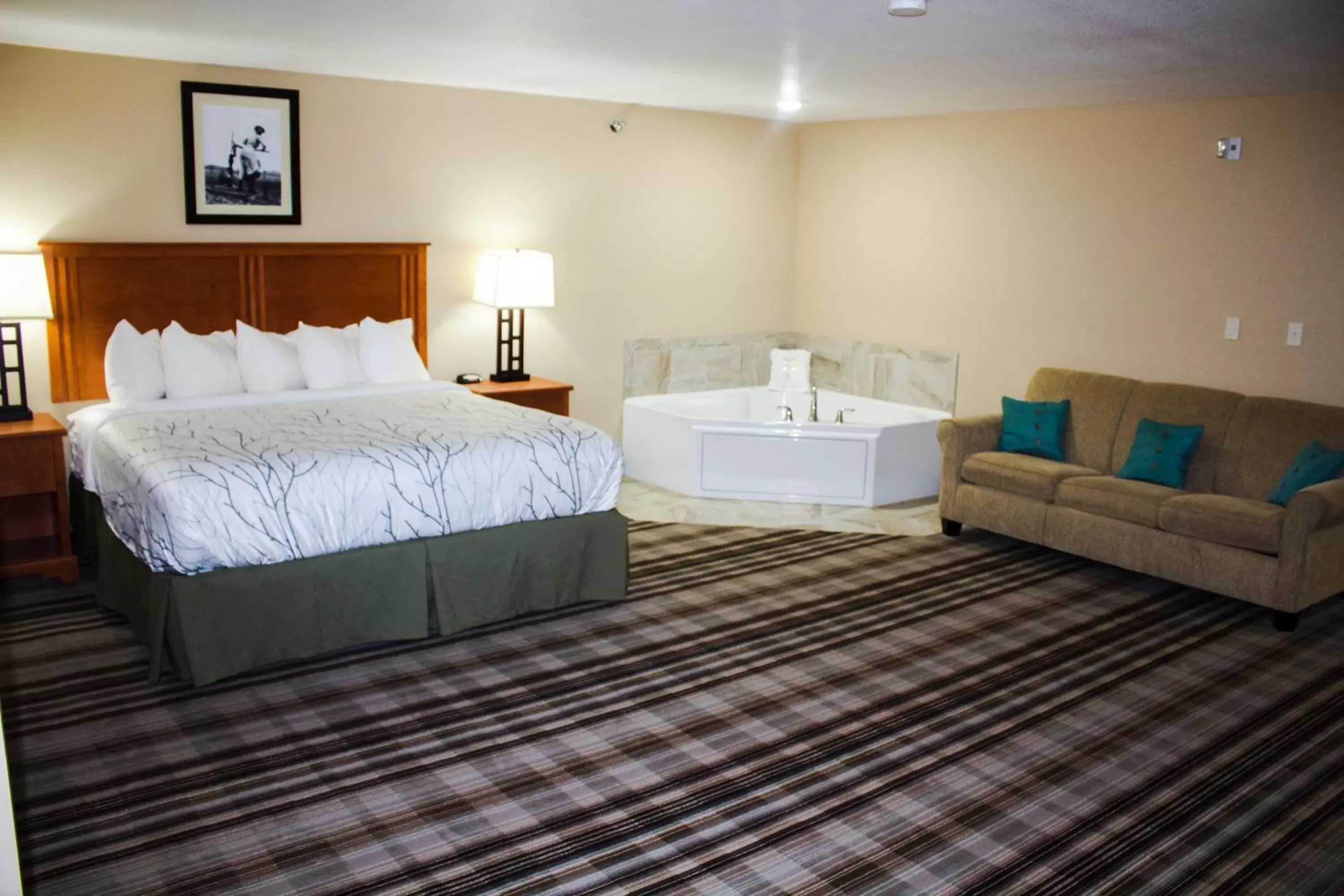 Bed in Bowman Lodge & Convention Center