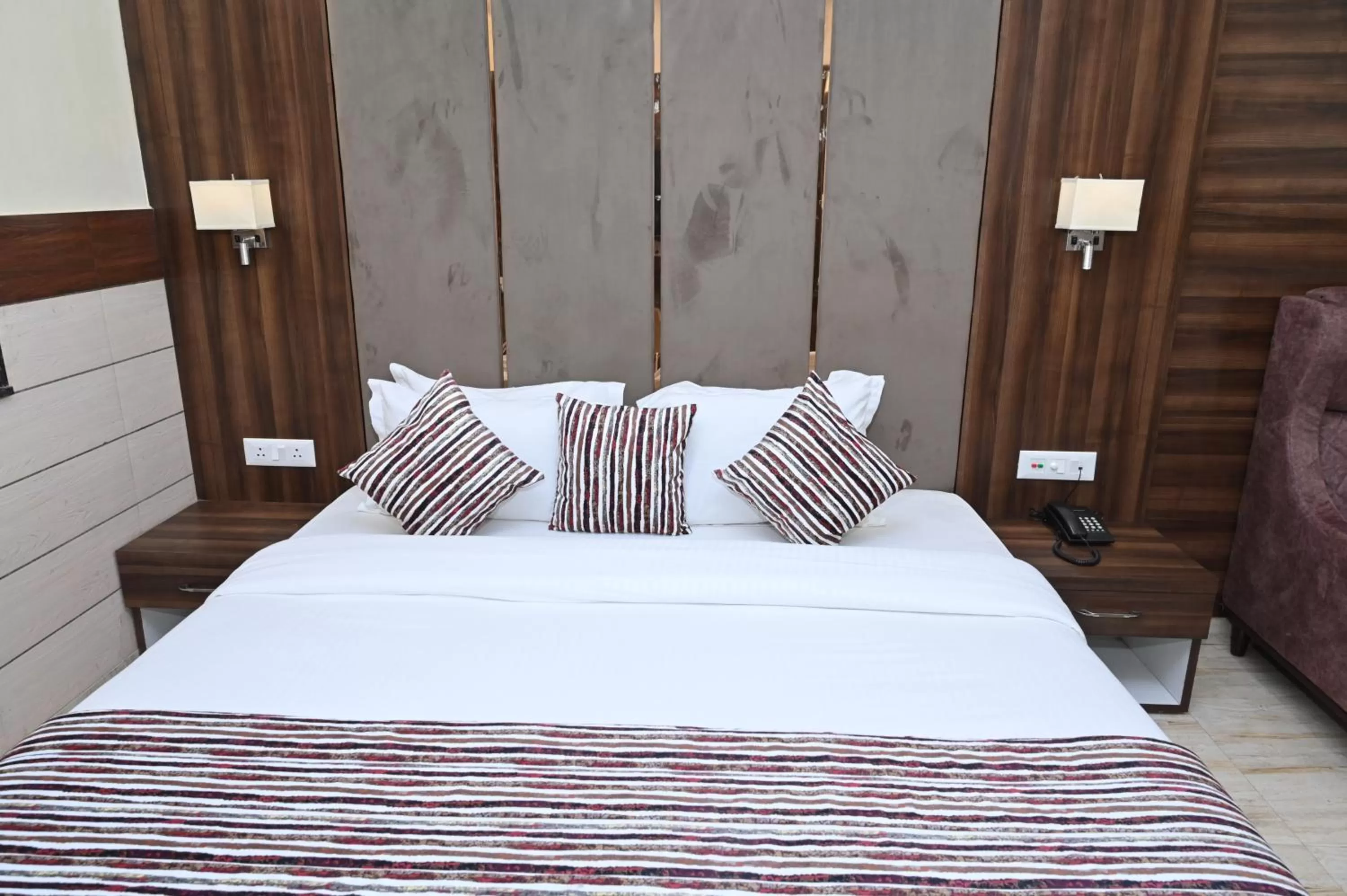 Bed in Hotel Vasdaa Grand