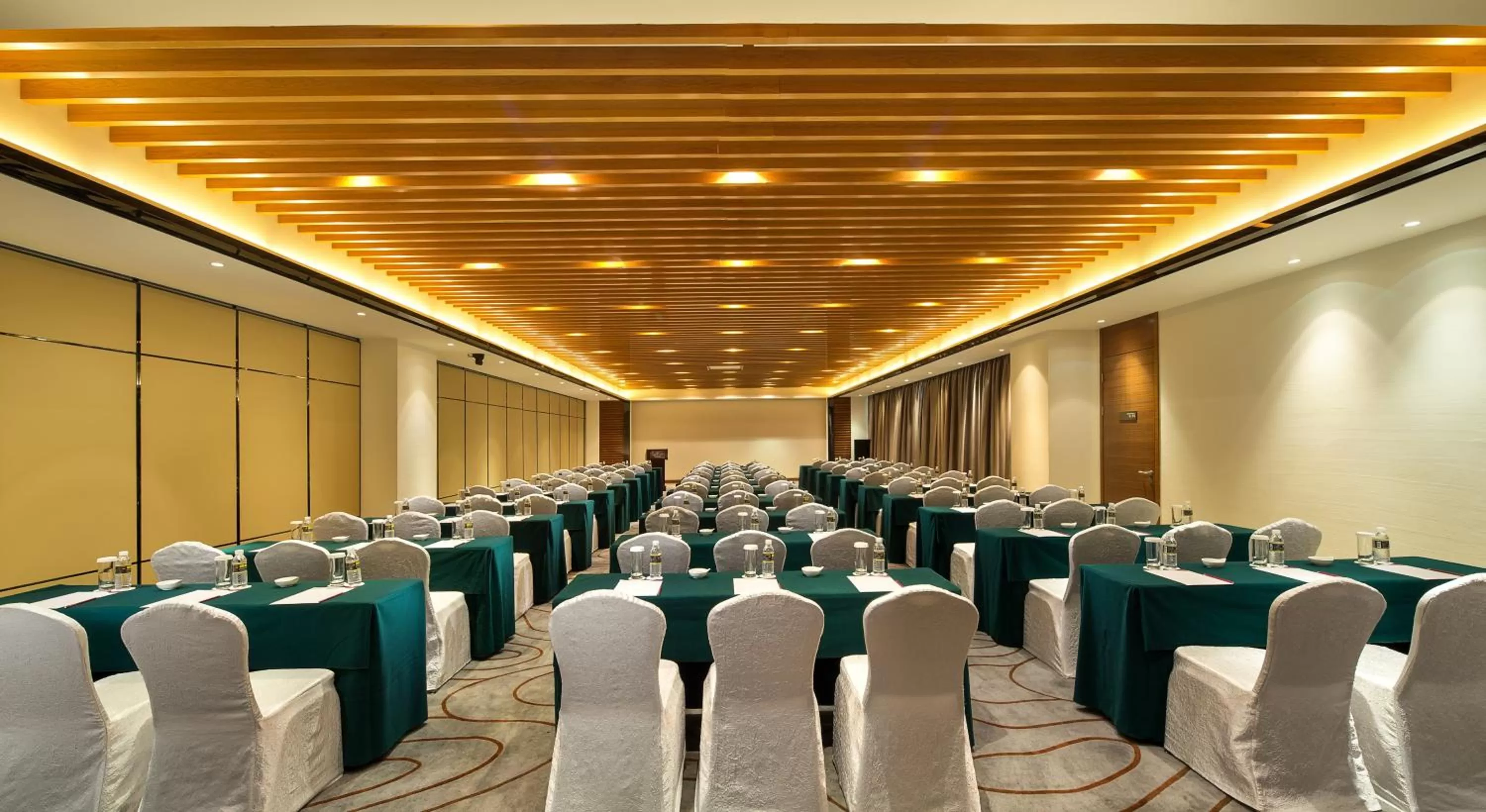 Meeting/conference room in Crowne Plaza Sanya City Center by IHG
