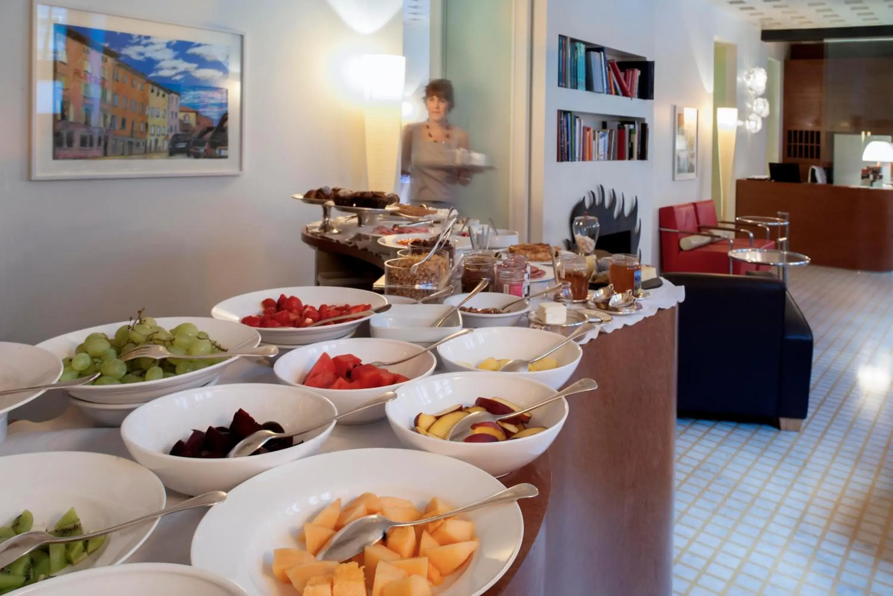 Buffet breakfast in Petronilla - Hotel In Bergamo