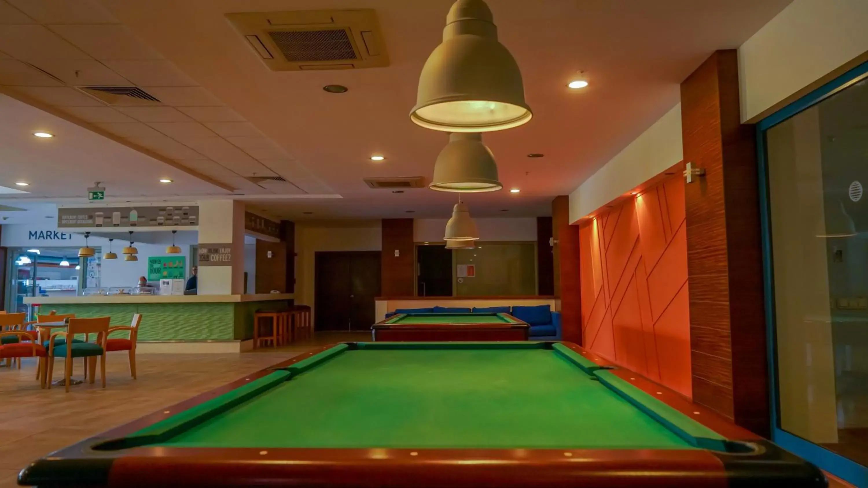 Billiard, Billiards in Barut B Suites