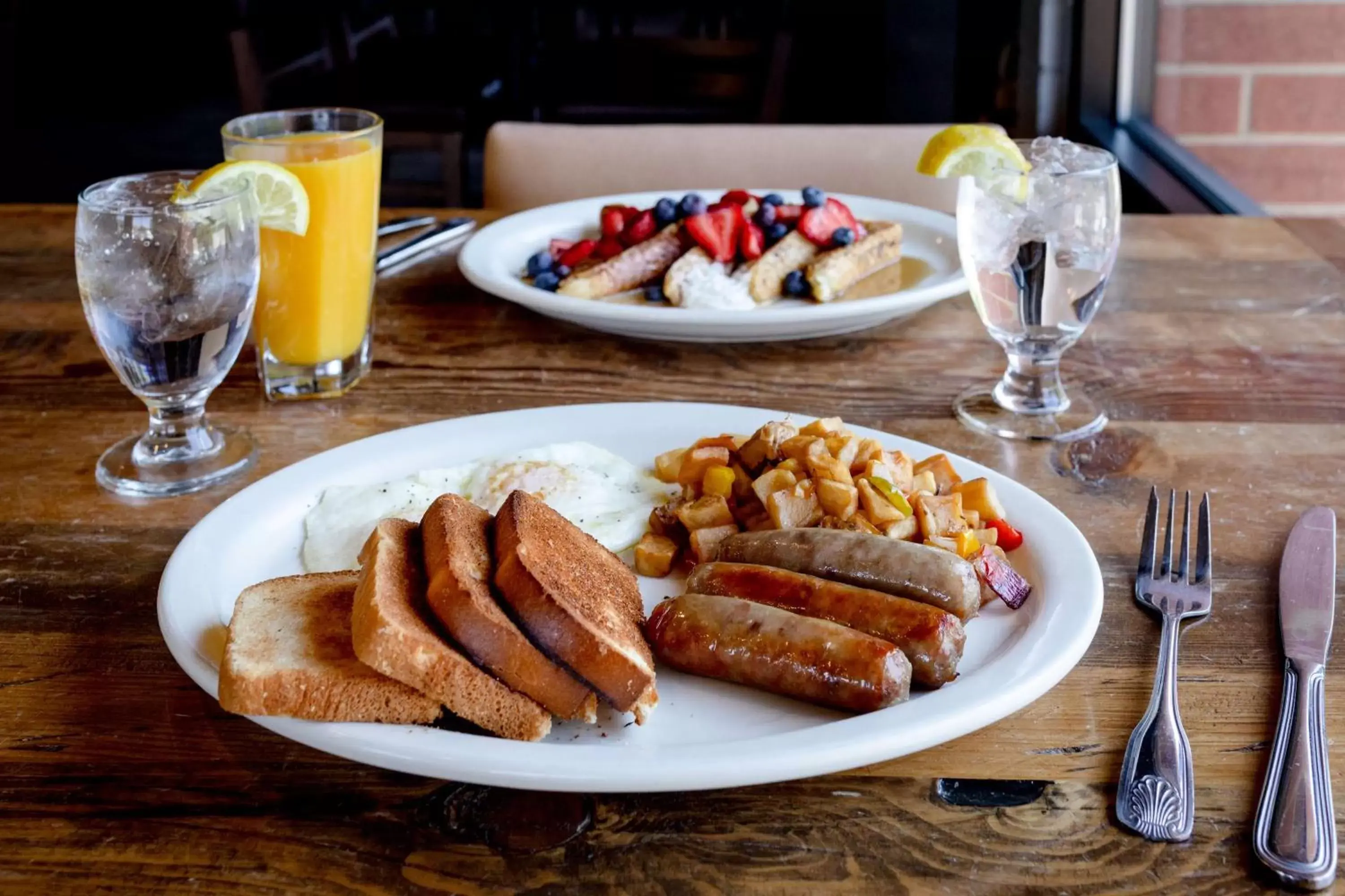 Breakfast in DoubleTree by Hilton Park City - The Yarrow