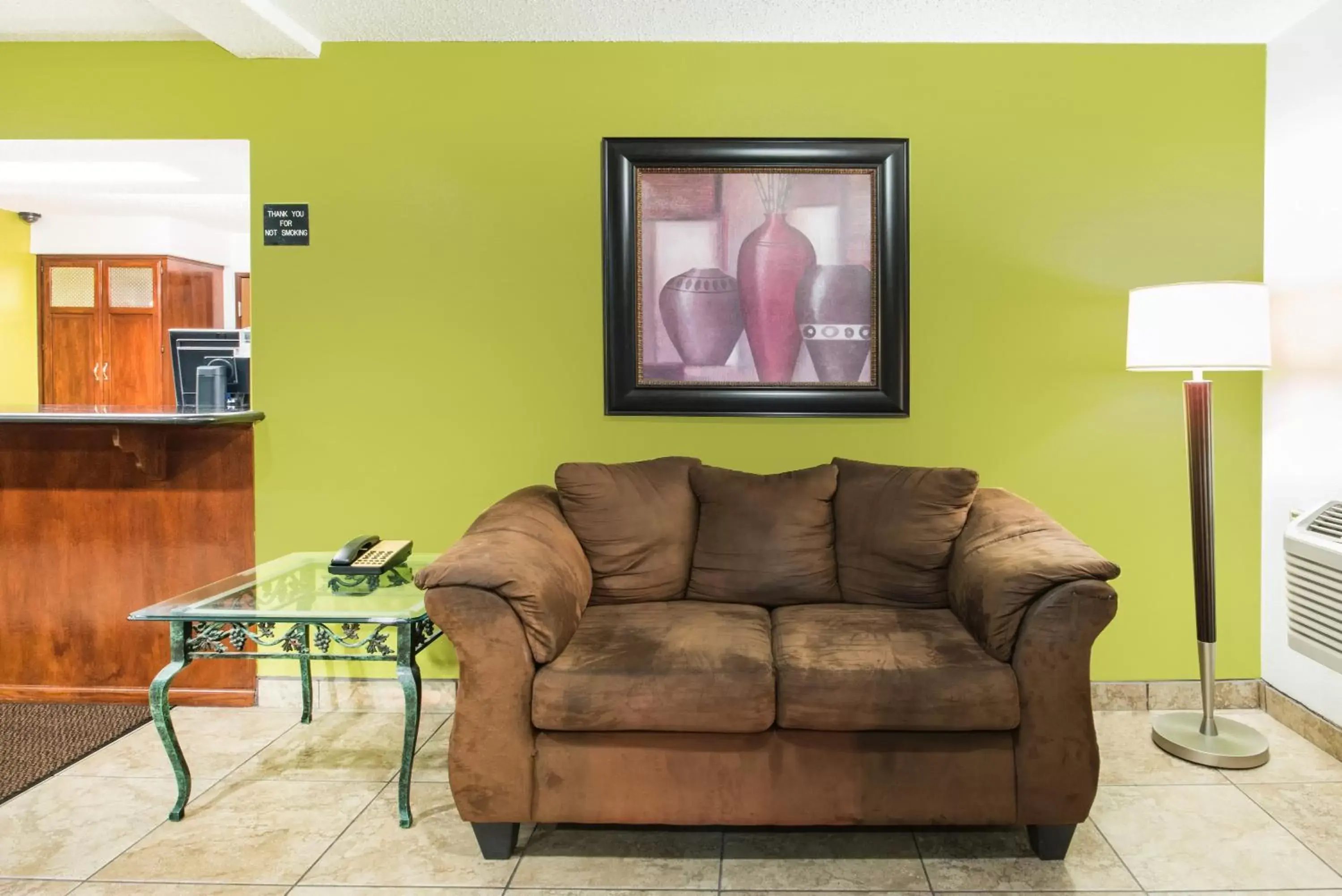 Lobby or reception, Seating Area in Super 8 by Wyndham Harlingen TX