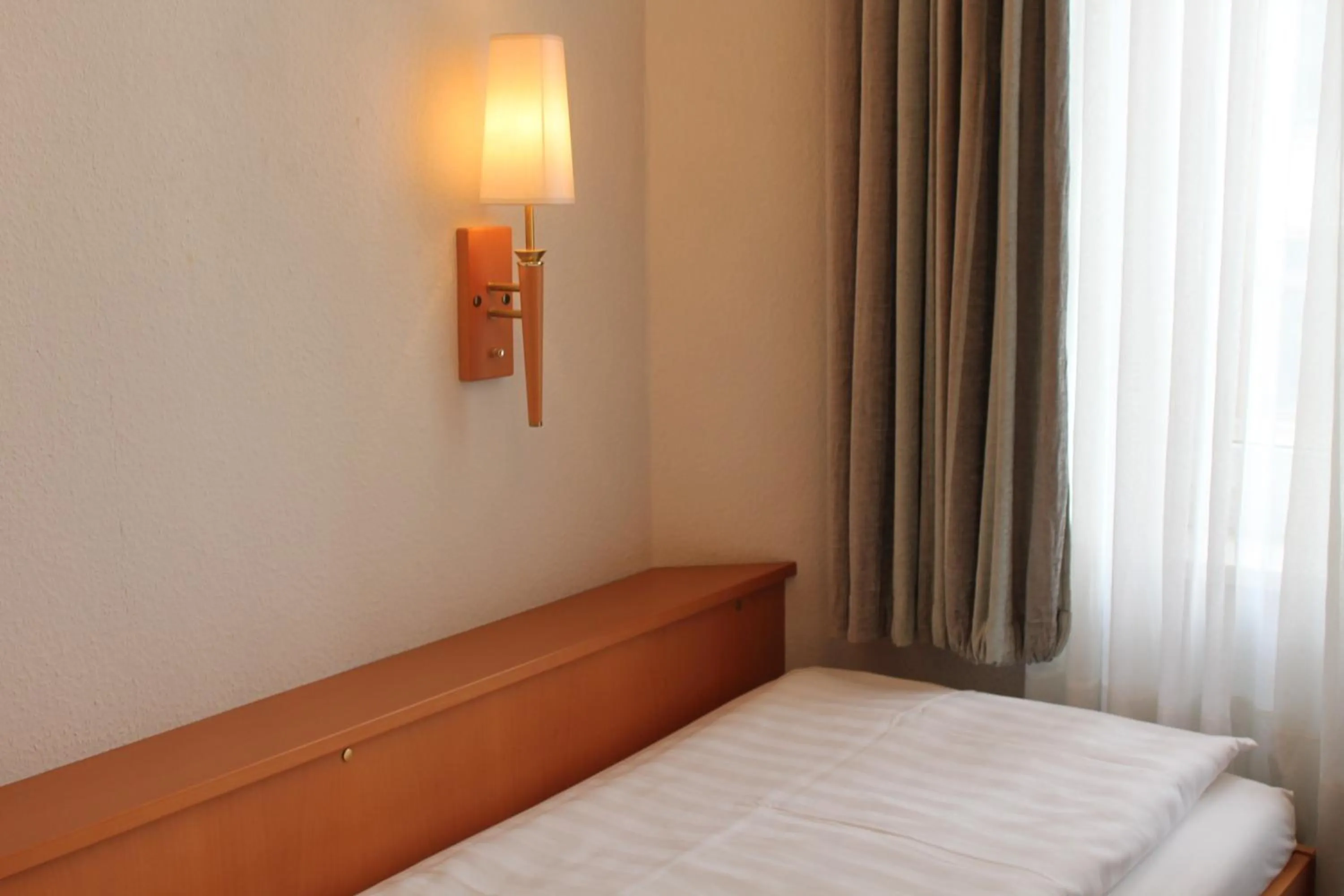 Bed in Hotel Weidenhof