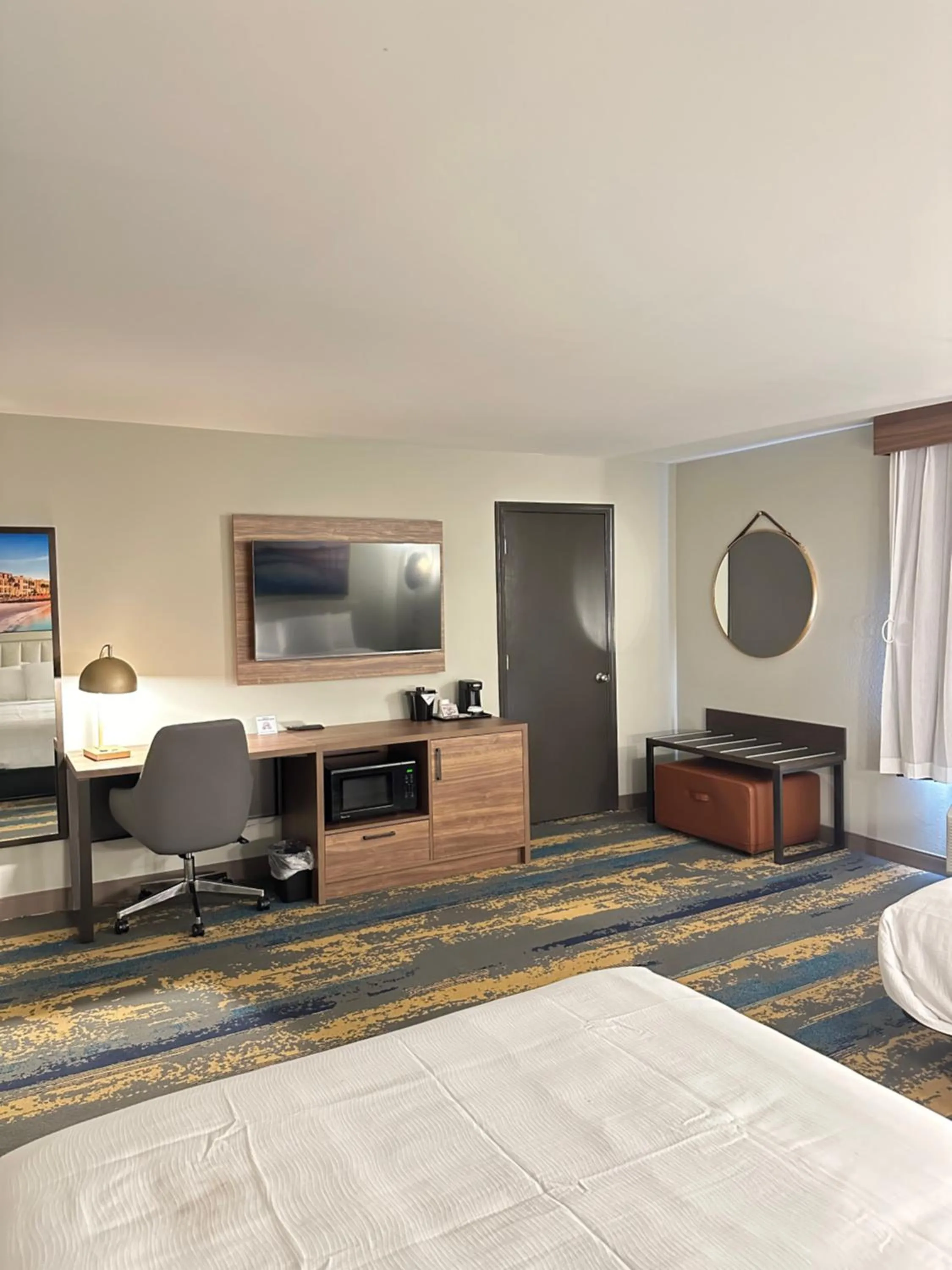 View (from property/room), Bed in La Quinta Inn by Wyndham Columbia NE Fort Jackson