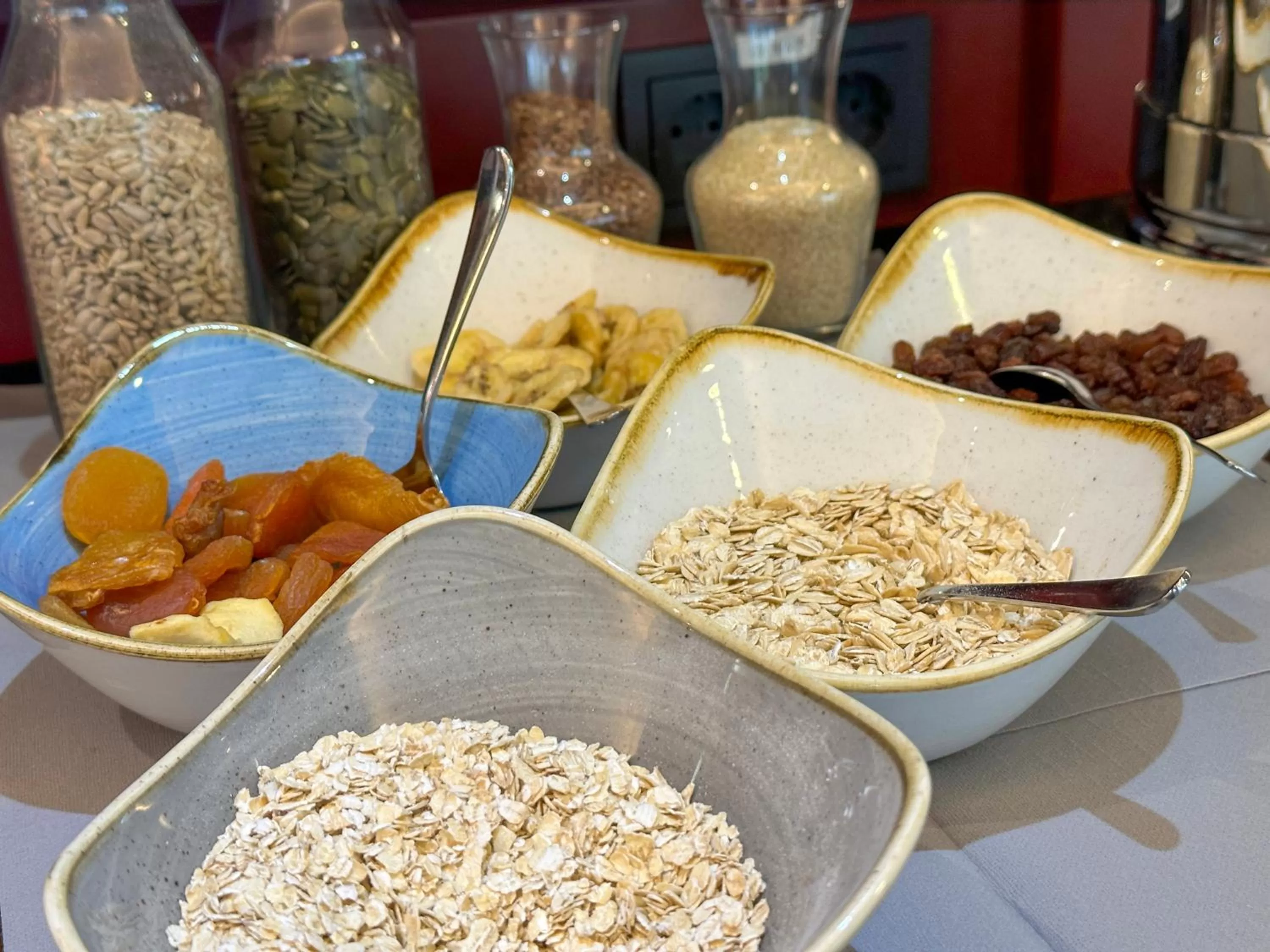 Breakfast, Food in Mercure Hotel Düsseldorf Süd