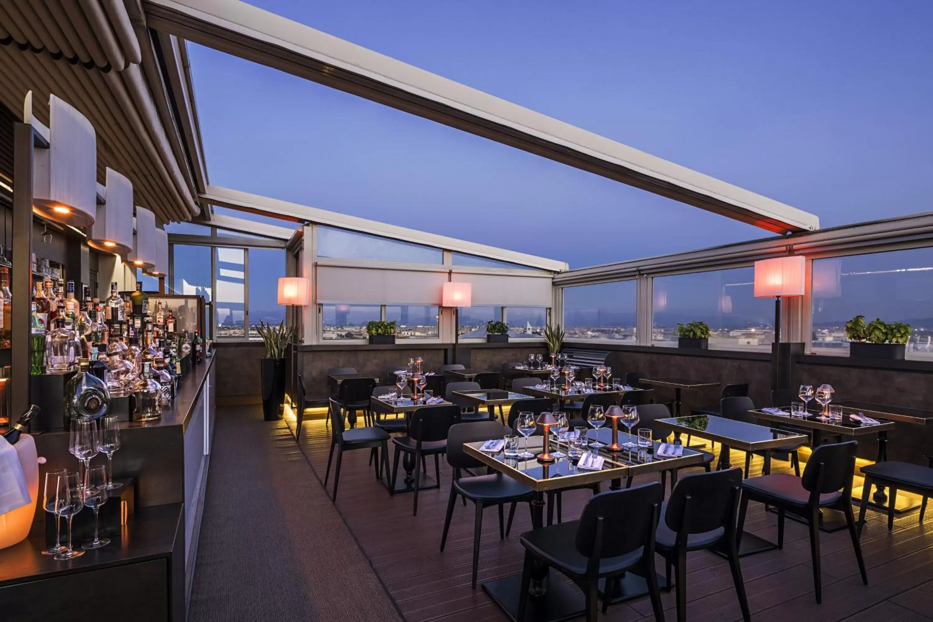 The Independent Hotel The Independent Hotel