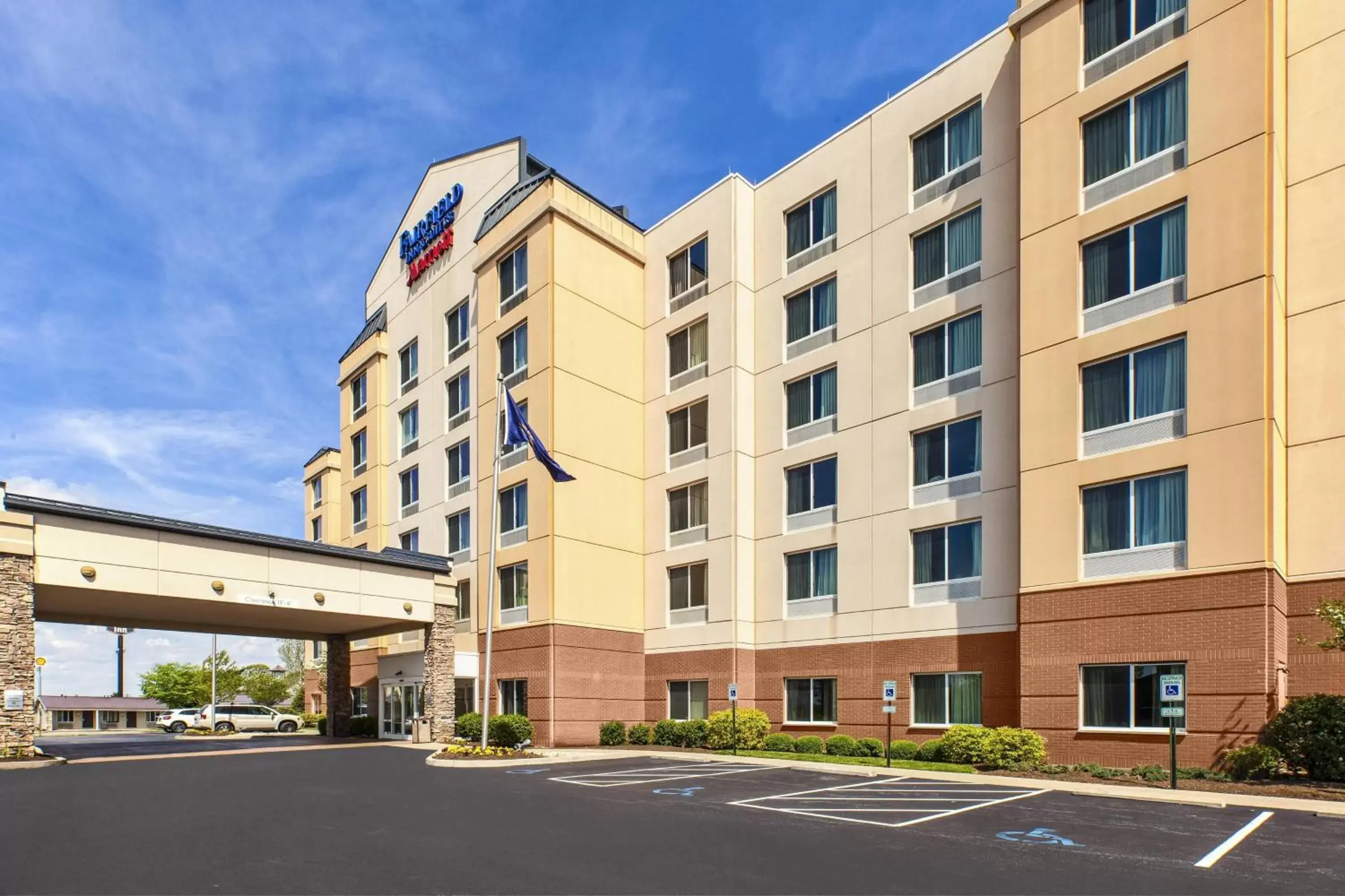 Property Building in Fairfield Inn & Suites by Marriott Lexington North