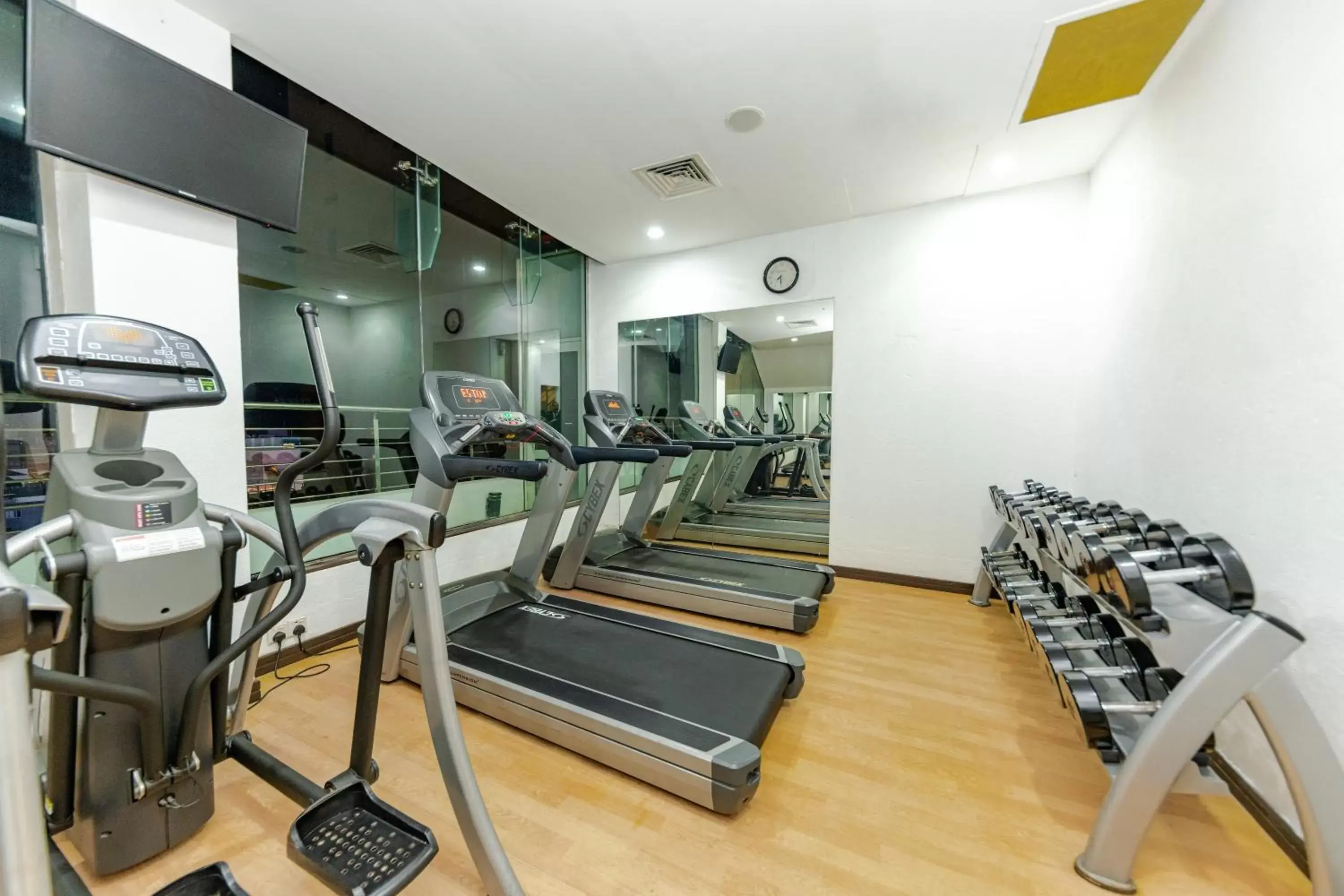 Fitness centre/facilities, Fitness Center/Facilities in Pearl Grand By Rathna