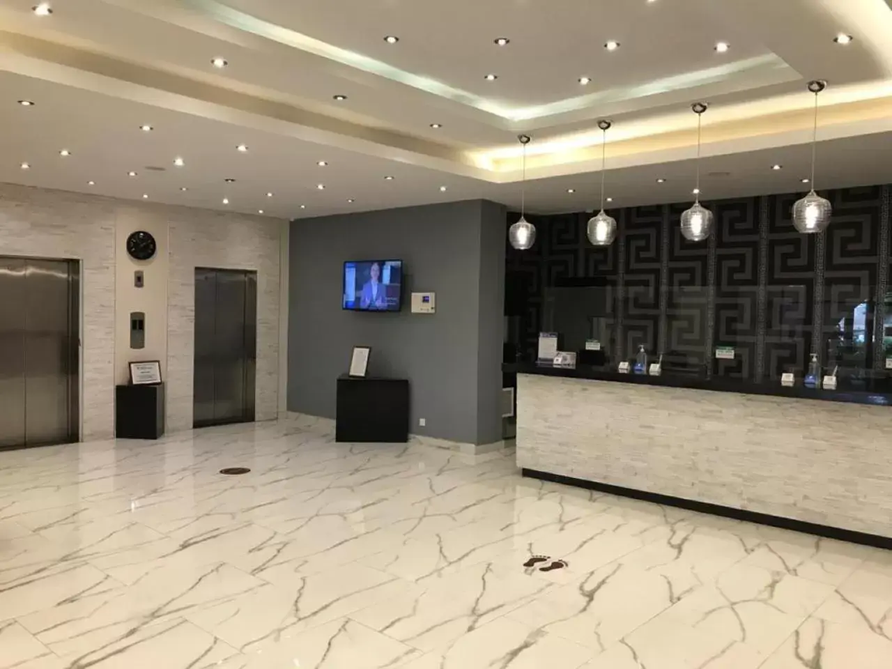 TV and multimedia, Lobby/Reception in Best Western Plus Meridian Hotel