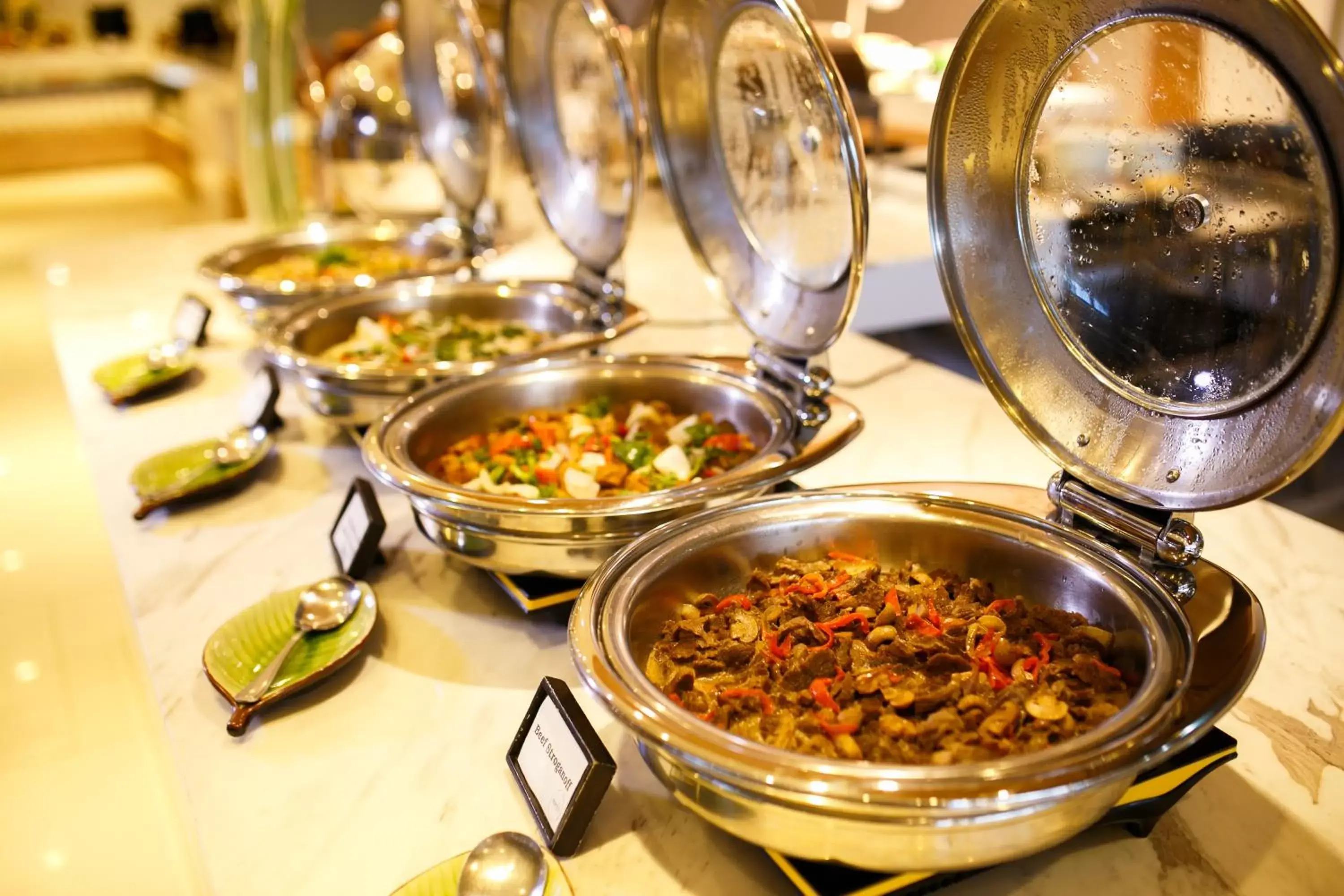 Restaurant/places to eat in Solea Mactan Resort Restaurant/places to eat in Solea Mactan Resort