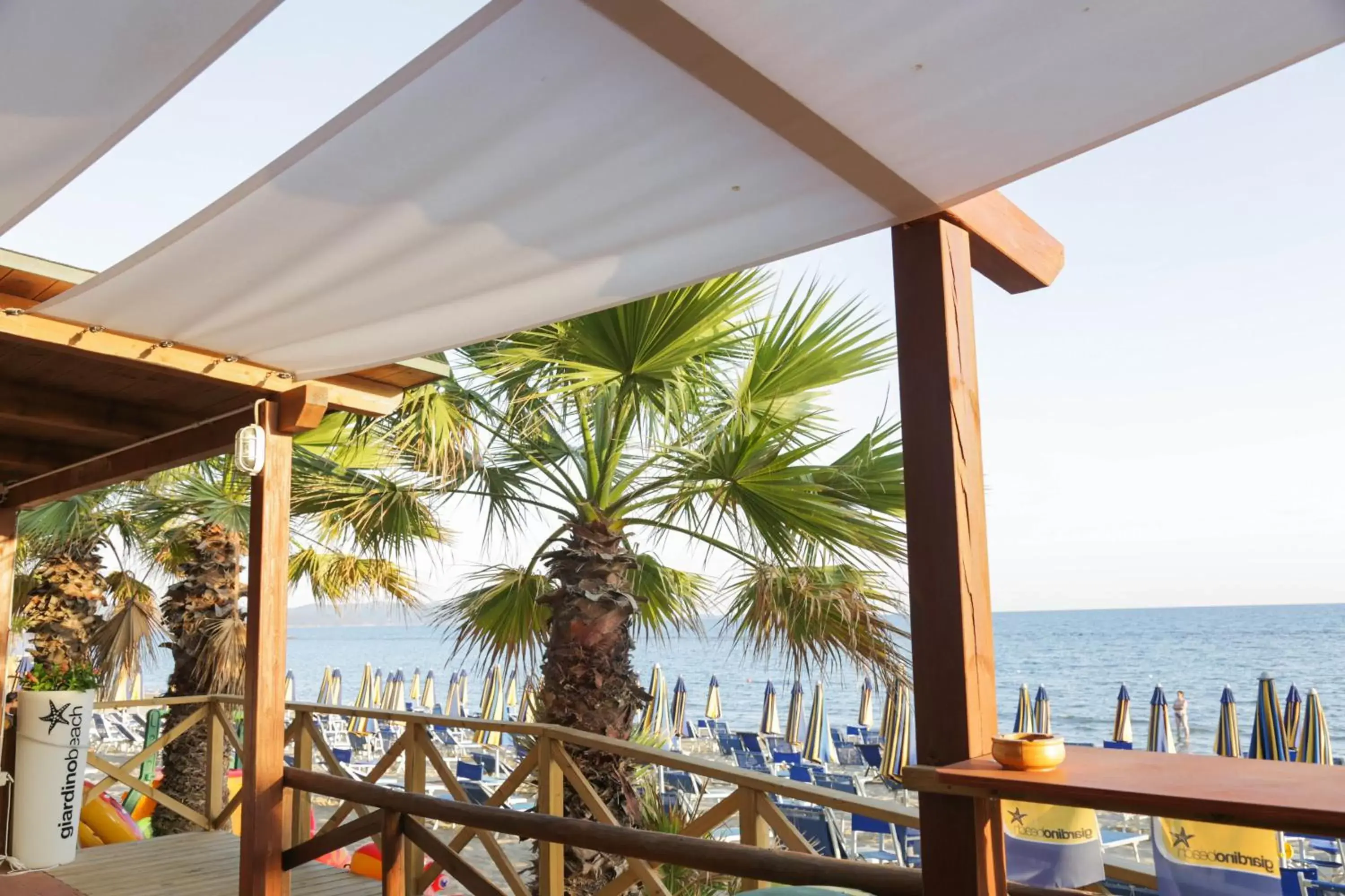 Restaurant/places to eat, Sea View in Hotel Giardino