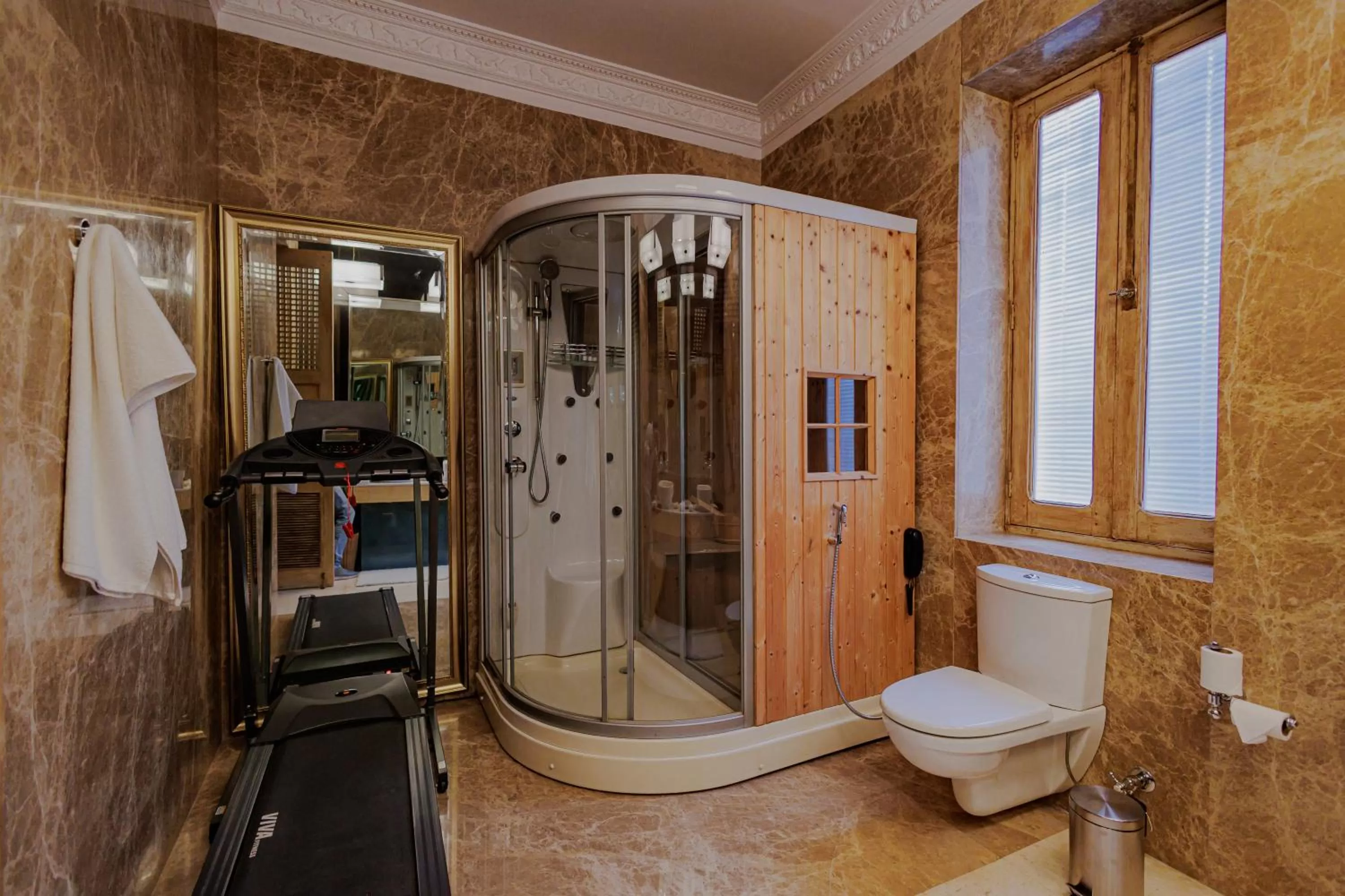 Bathroom in Ajit Bhawan - A Palace Resort