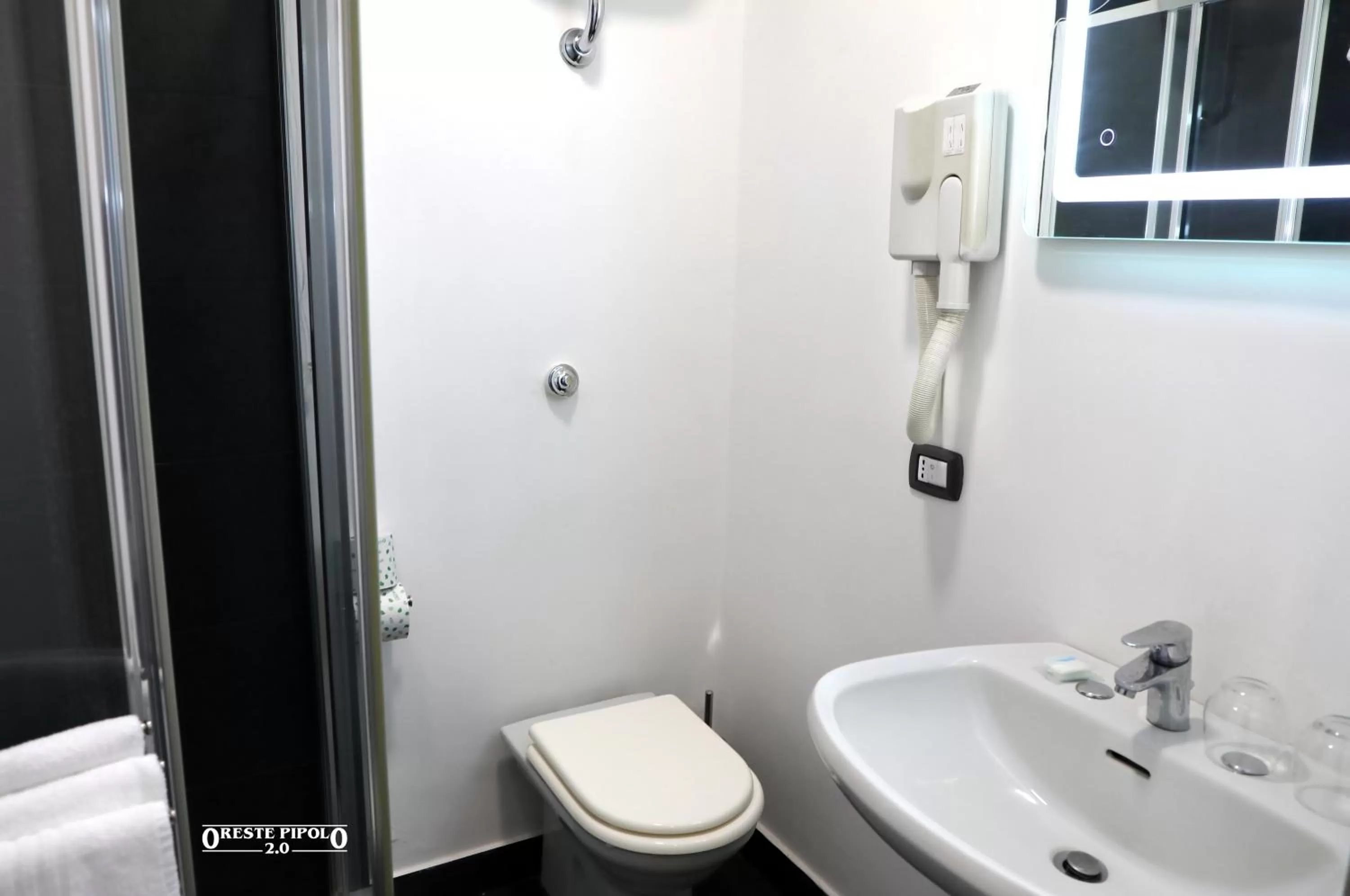 Bathroom in Jazz Hotel